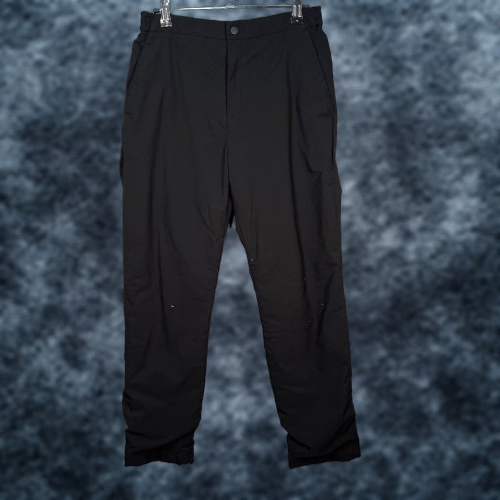 Uniqlo Uniqlo Pants Men Slim Straight Leg Lined Heattech Black 26-27 30 Inseam Size Small Chino Casual Runtime: 7/10 Shirt? Wait. Size US 29 - 1 Thumbnail