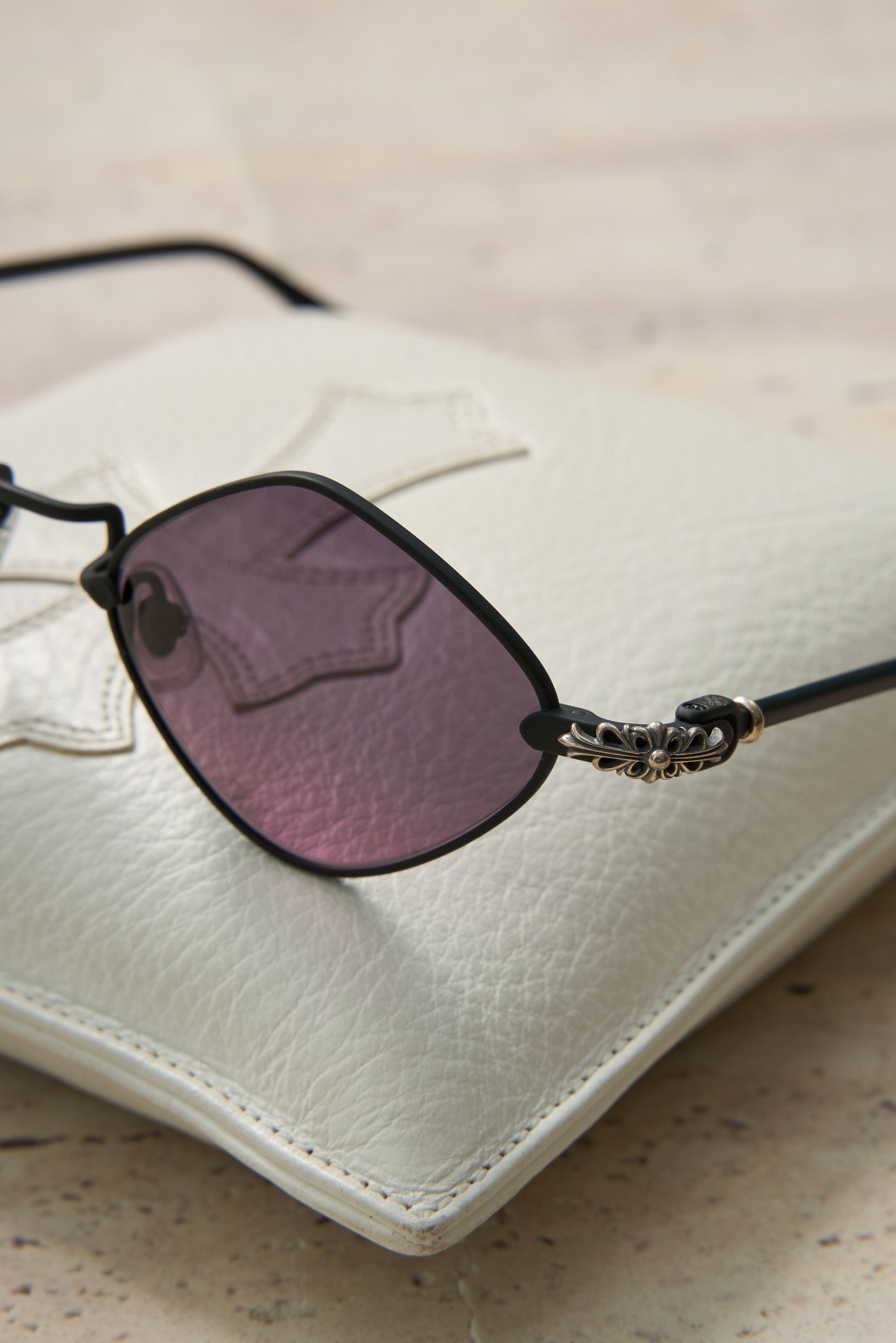 Chrome Hearts CHROME HEARTS DIAMOND DOG MBK/MBK/P SUNGLASSES Size ONE SIZE - 8 Thumbnail