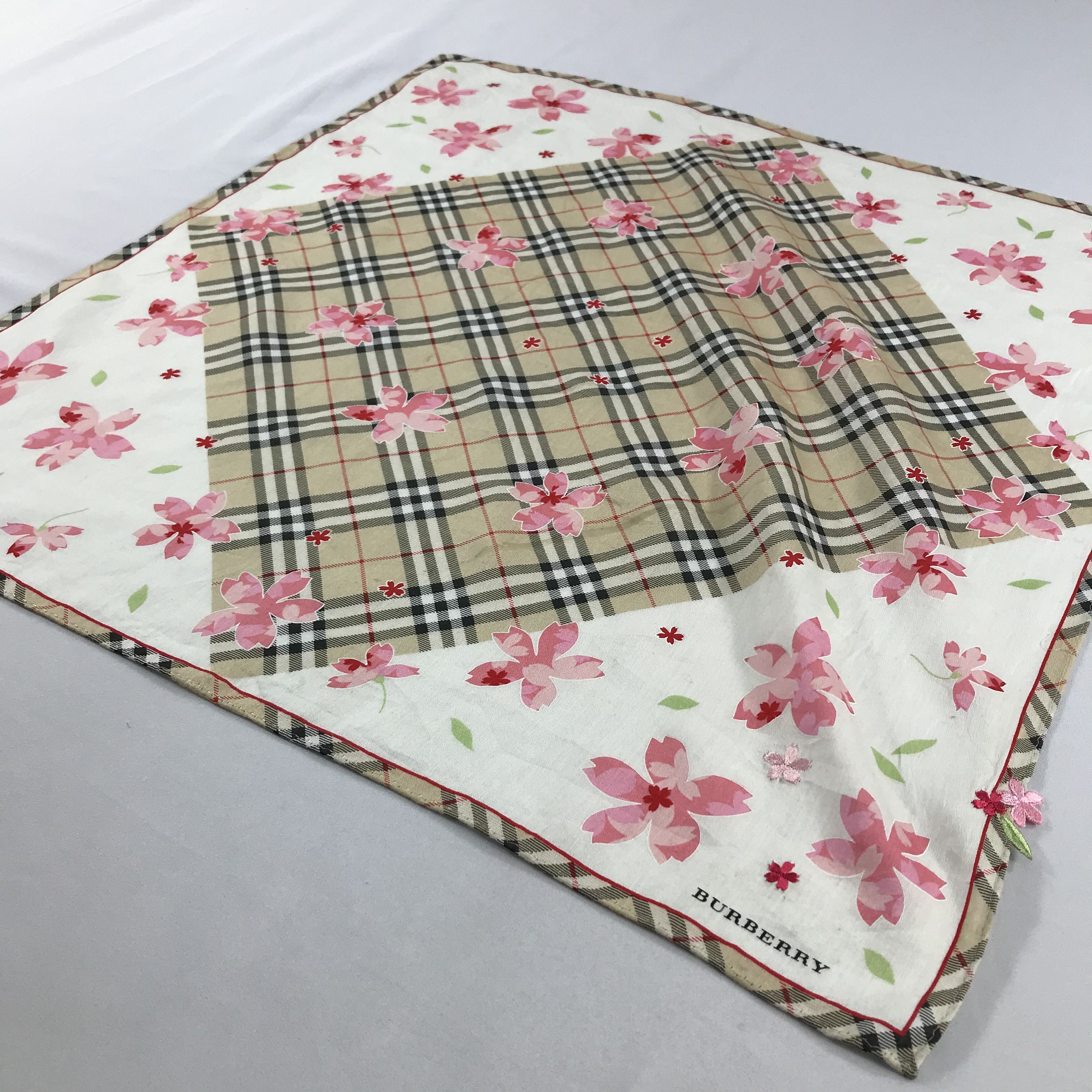 Burberry × Vintage Burberry Bandana / Handkerchief / Neckerchief - S2217 Size ONE SIZE - 2 Thumbnail