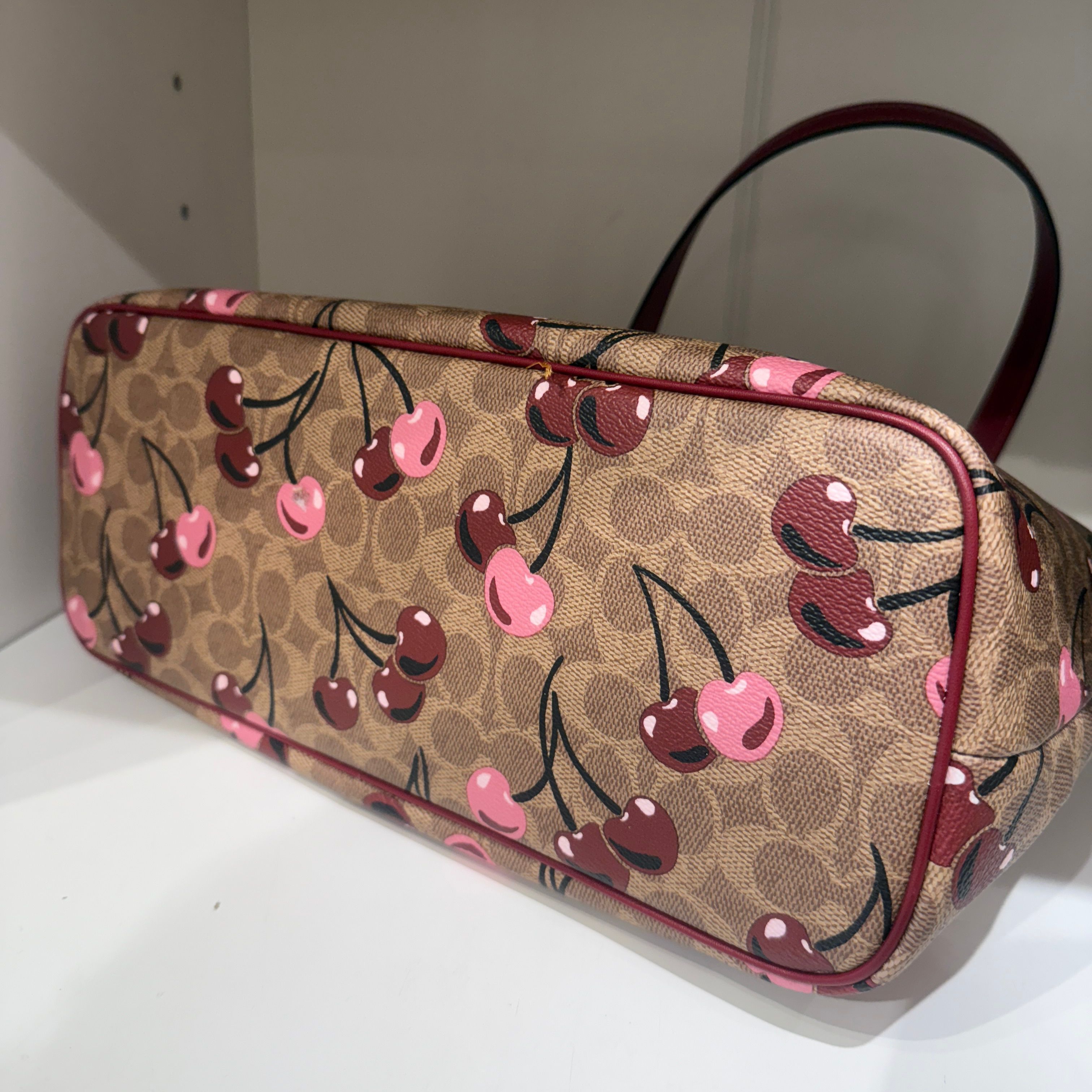 coach Gallery Tote Bag With Cherry Print caa71