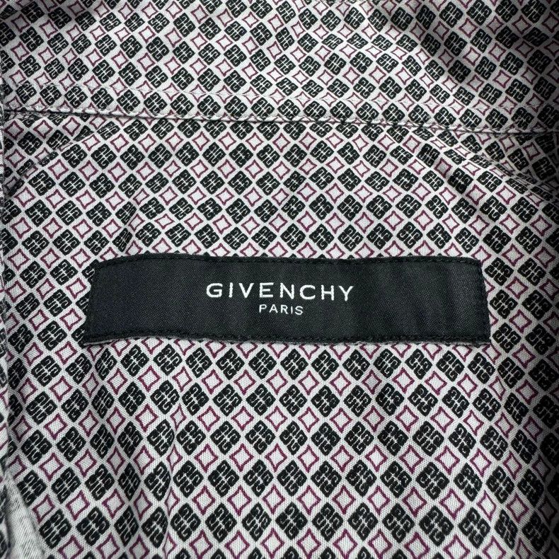 Givenchy Givenchy SizeOS Checked short-sleeved shirt Size US M / EU 48-50 / 2 - 4 Thumbnail