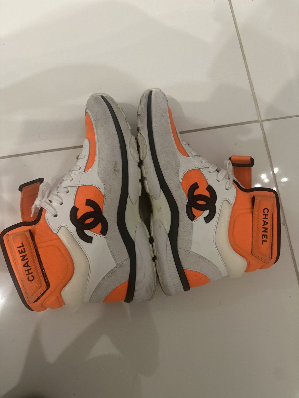 Chanel Chanel Runner High- Top Size US 8 / EU 41 - 1 Thumbnail