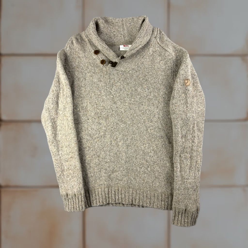Vintage Fjallraven Lada Shawl Collar Sweater Mens Size Medium Wool Pullover Beige Logo Knit Round Neck Size US M / EU 48-50 / 2 - 1 Thumbnail