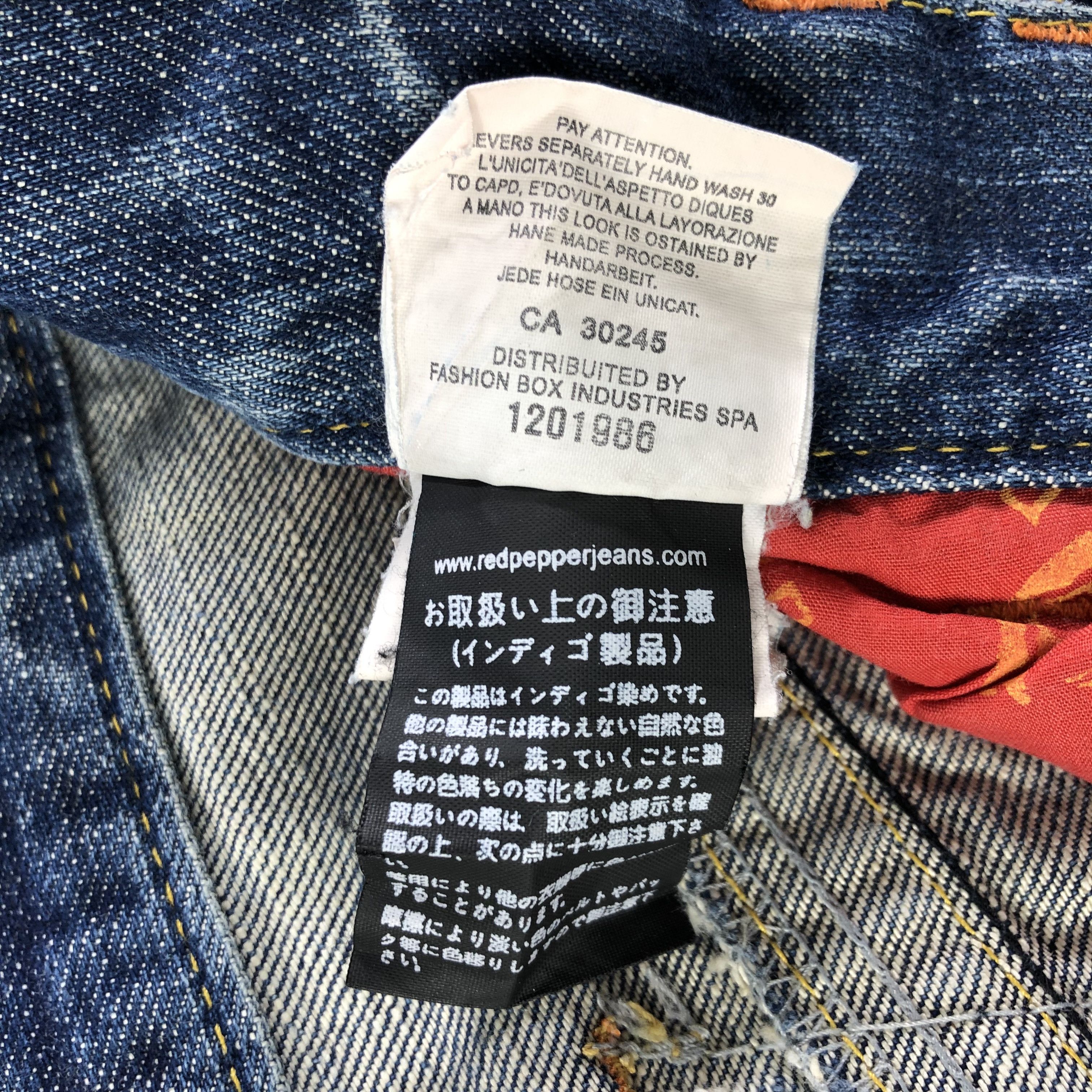Japanese Brand Red Pepper Jeans Faded Blue Distressed Denim KJ1744 Size US 32 / EU 48 - 13 Thumbnail