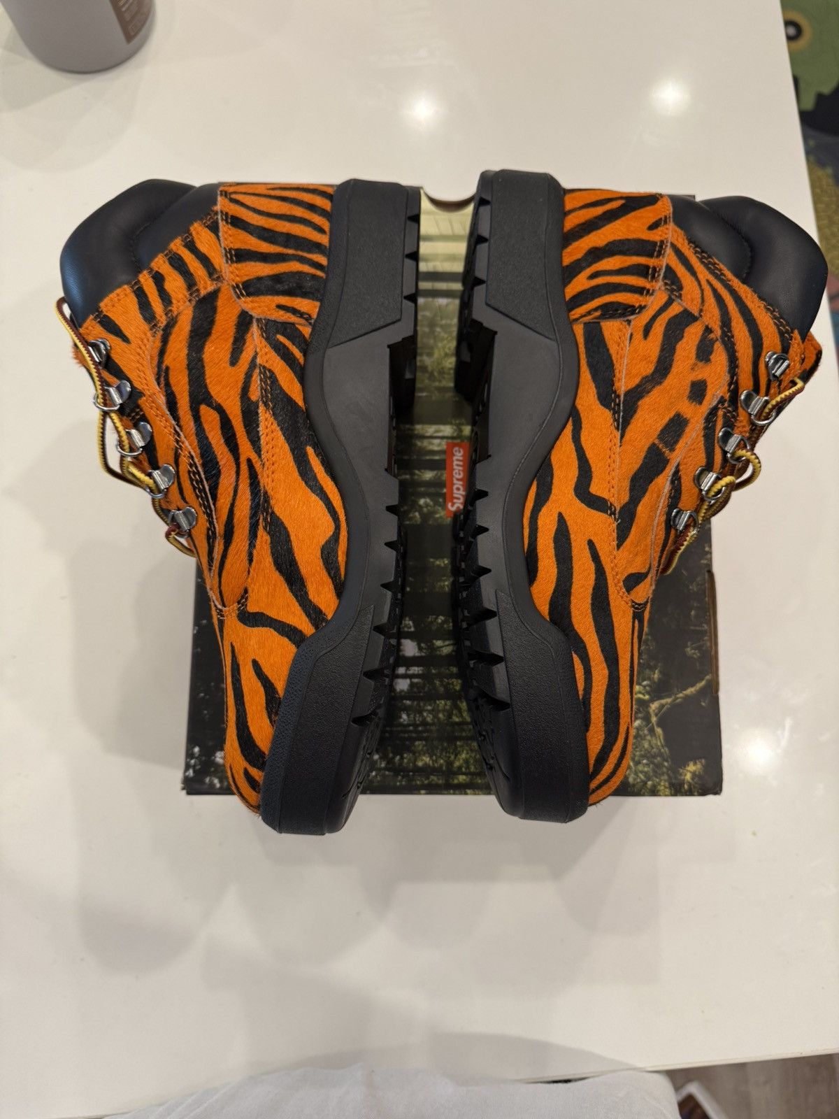 Supreme × Timberland Supreme Timberland Tiger Size US 9 / EU 42 - 6 Thumbnail