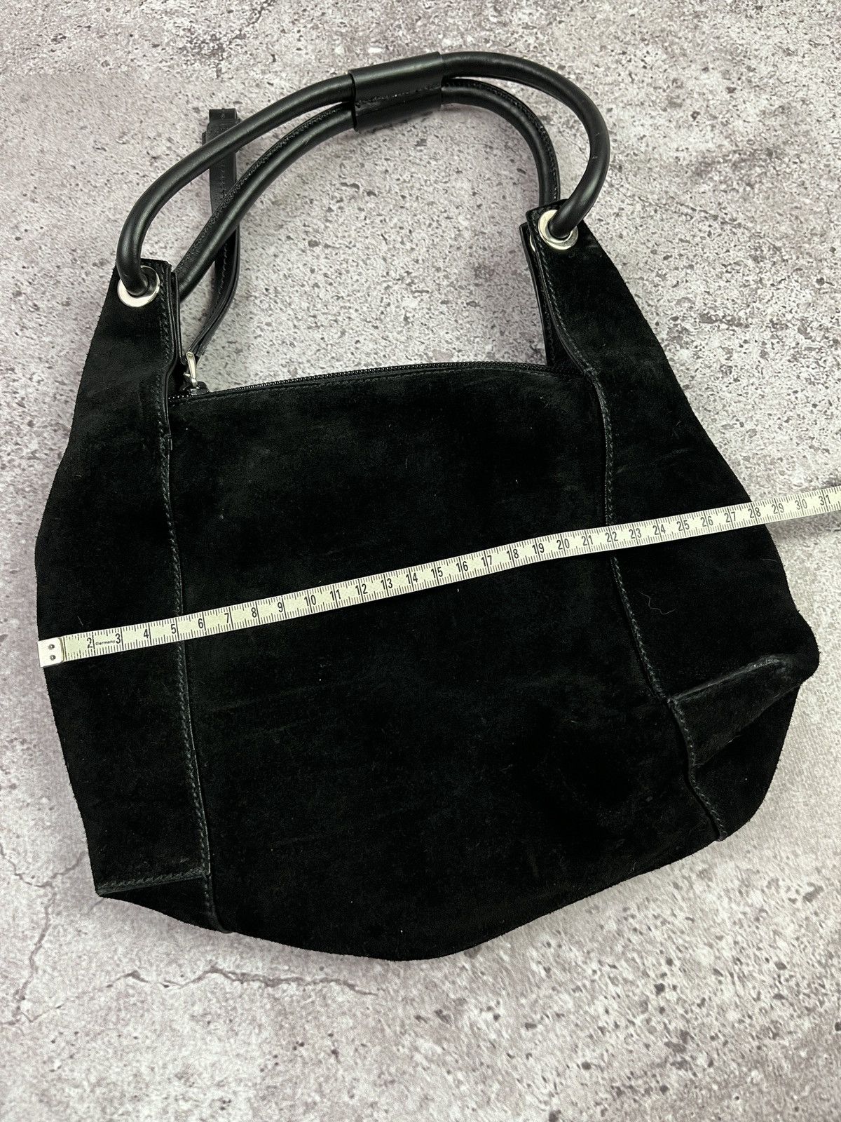 Gucci Gucci Black Suede Hobo Shoulder Bag Vintage Made in Italy 🇮🇹 Size ONE SIZE - 14 Thumbnail