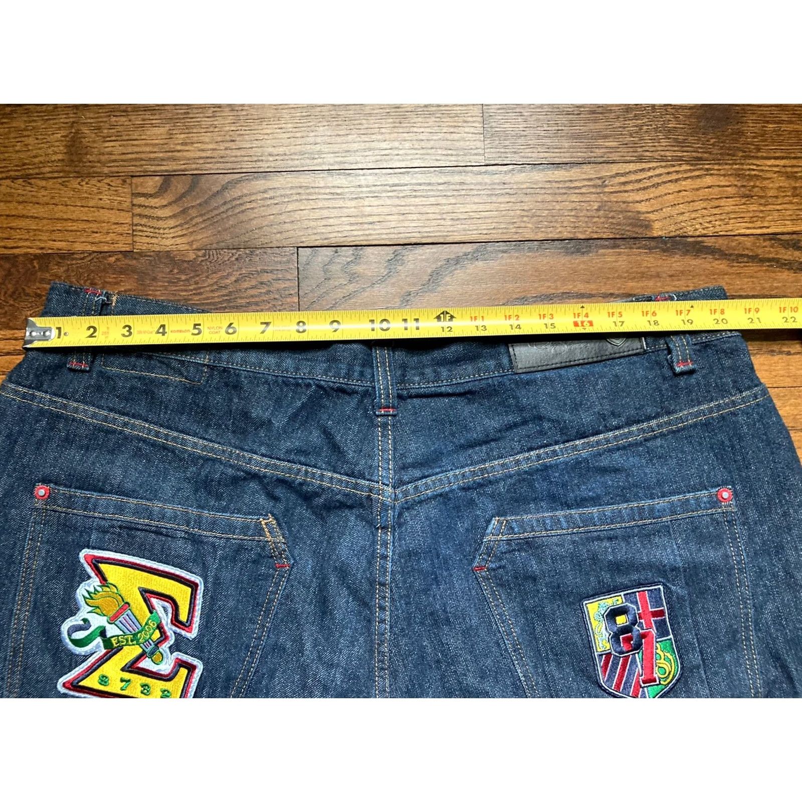 Vintage VINTAGE Eight 732 Jeans Men 44x34 Denim Patch Embroidered Wide-Leg Skater Y2K 90s Baggy Workwear City Hipster College JSB Size US 44 / EU 60 - 7 Thumbnail