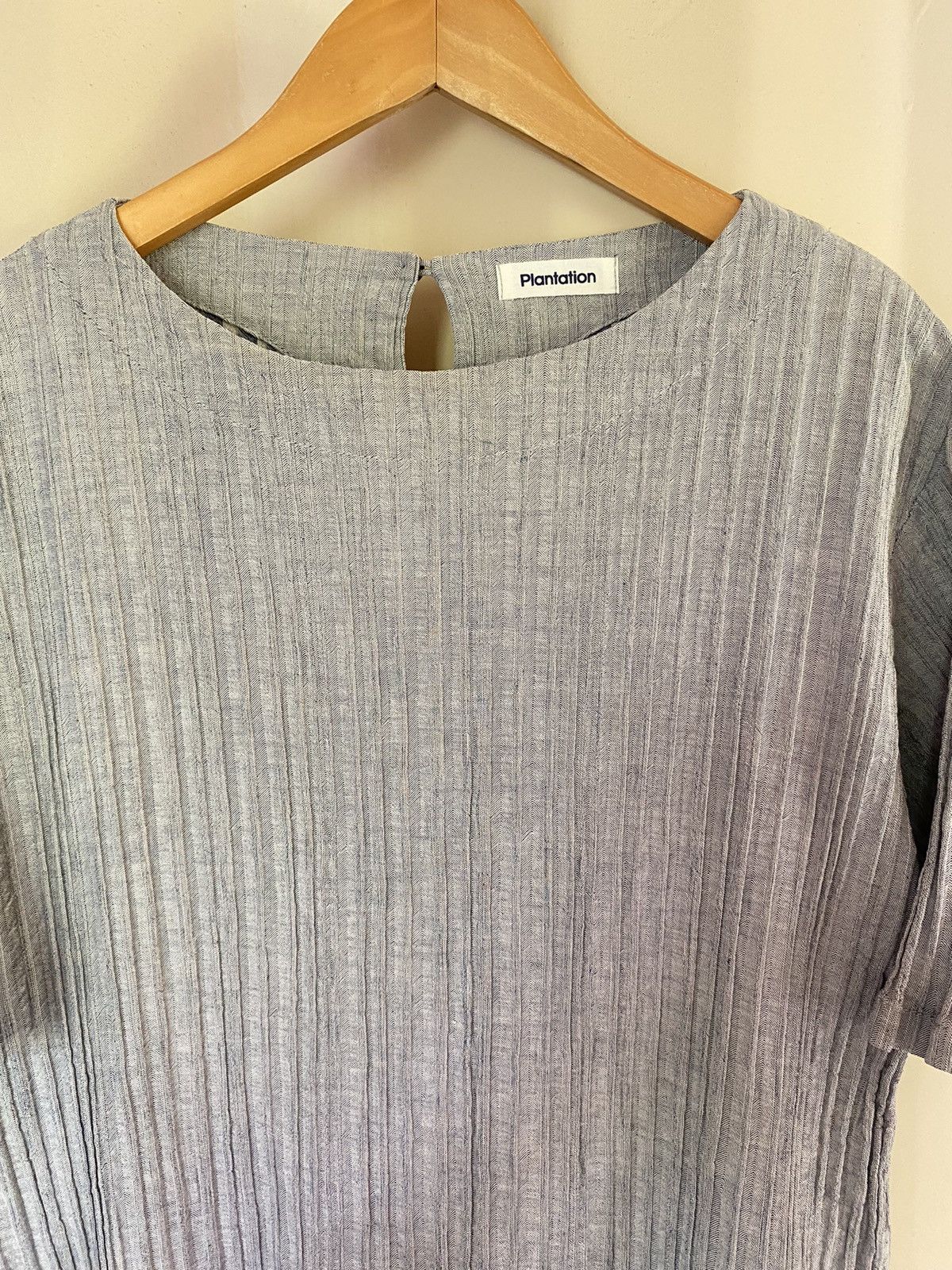 Issey Miyake Plantation Gray Pleated Blouse Size M / US 6-8 / IT 42-44 - 8 Thumbnail