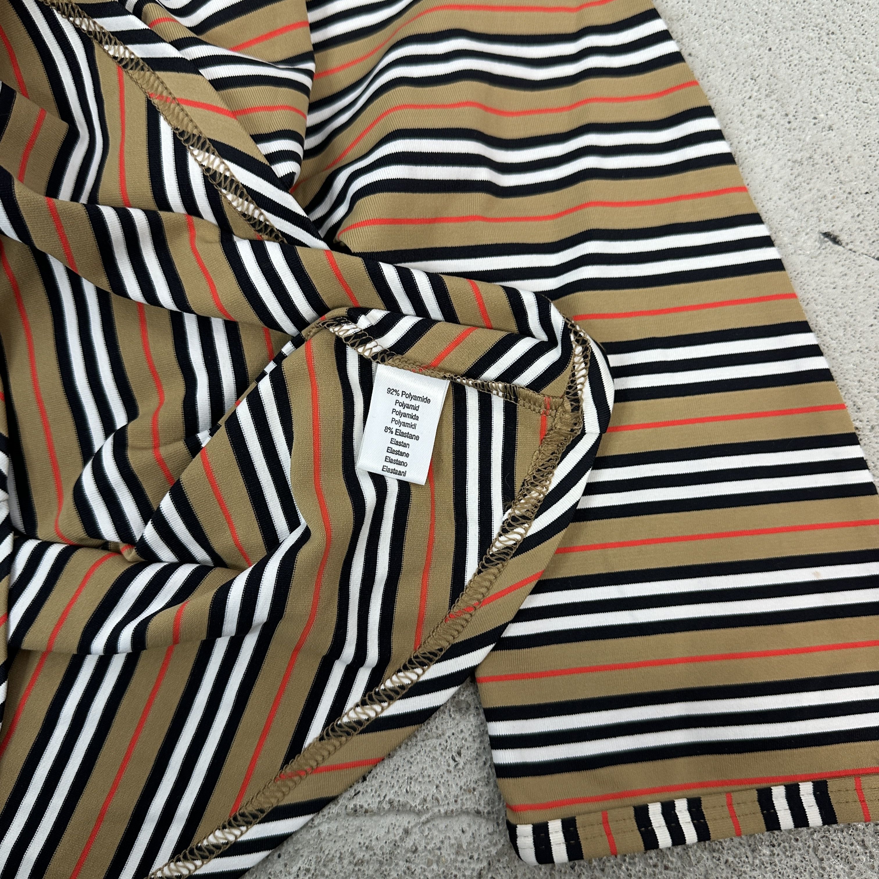 Burberry × Vintage Vintage Burberry Asymmetrical Top Size XL / US 12-14 / IT 48-50 - 3 Thumbnail