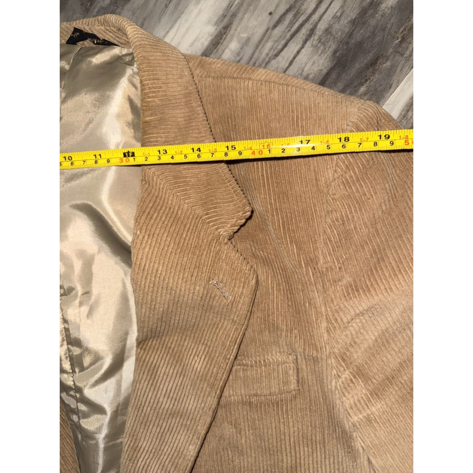 Vintage VINTAGE Blazer Jacket Men Corduroy Tan 44R Blazer Notch Lapel 2-Button Single-Breasted 80s Preppy College Sports Coat Blazer Mens Size 44R - 4 Thumbnail