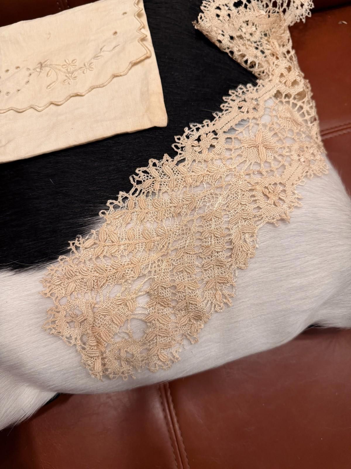 Other Antique Bedfordshire Cluny Lace Lappet Scarf w Original Case Size ONE SIZE - 3 Thumbnail