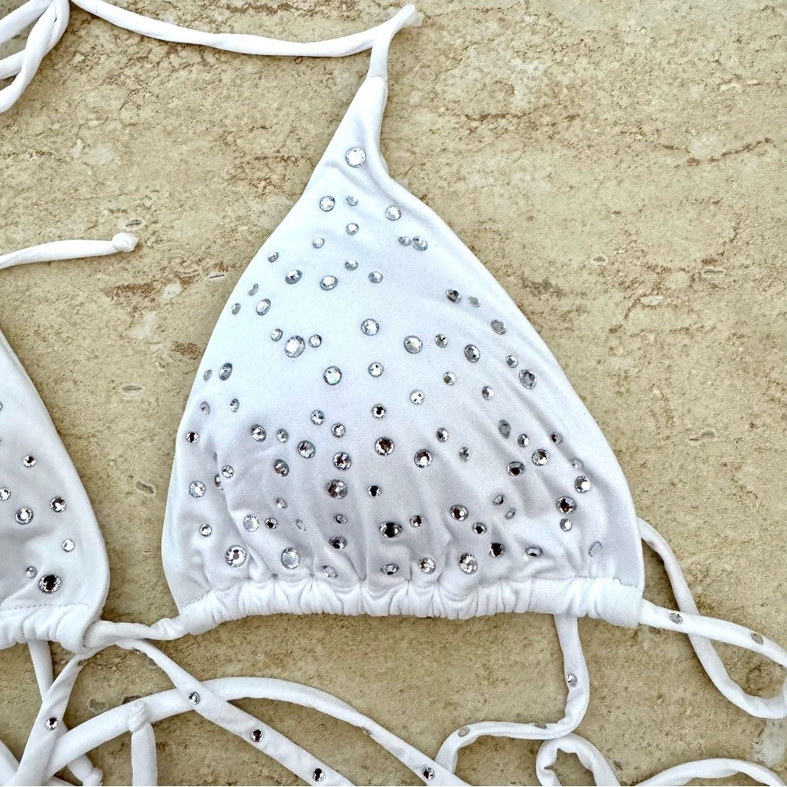 Other NWT Monica Hansen Swim Triangle Top in White Crystals Size M Size M / US 6-8 / IT 42-44 - 4 Thumbnail