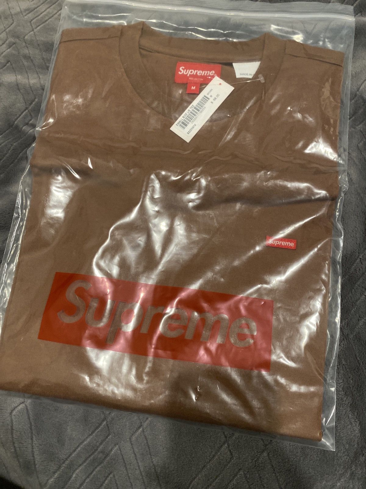 Supreme Supreme small box L/S tee Size US S / EU 44-46 / 1 - 7 Thumbnail