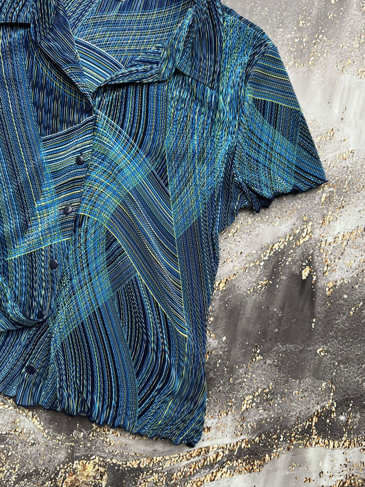 Vintage Vintage Plisse Geometric Shirt Issey Style Size US S / EU 44-46 / 1 - 3 Thumbnail