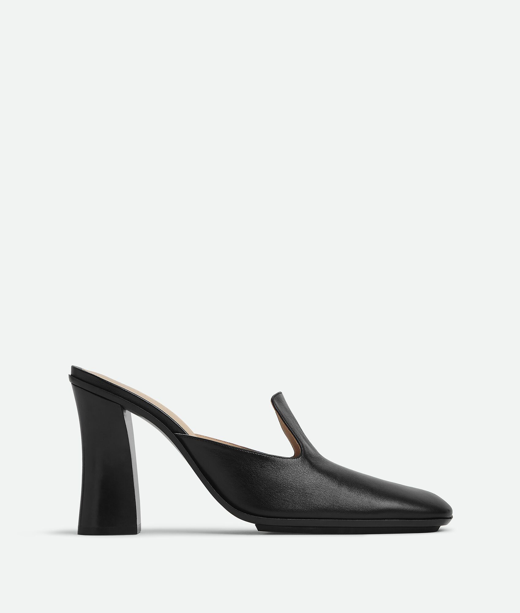 Bottega Veneta o1bcso1str0725 Step San Marco Mules in Black Size US 8 / IT 38 - 1 Thumbnail