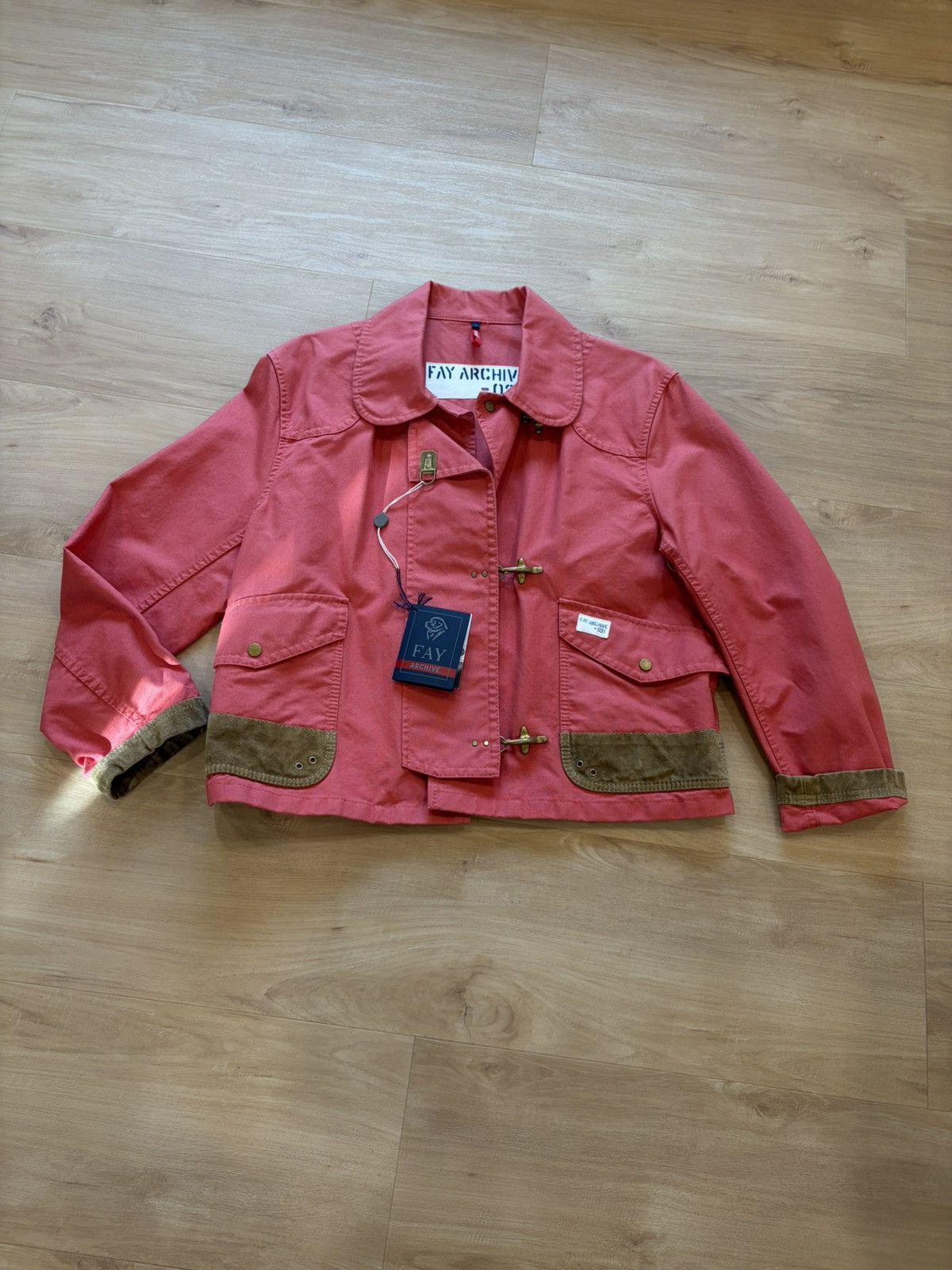 Fay $950 brand new limited edition Fay Archive Size S / US 4 / IT 40 - 5 Thumbnail