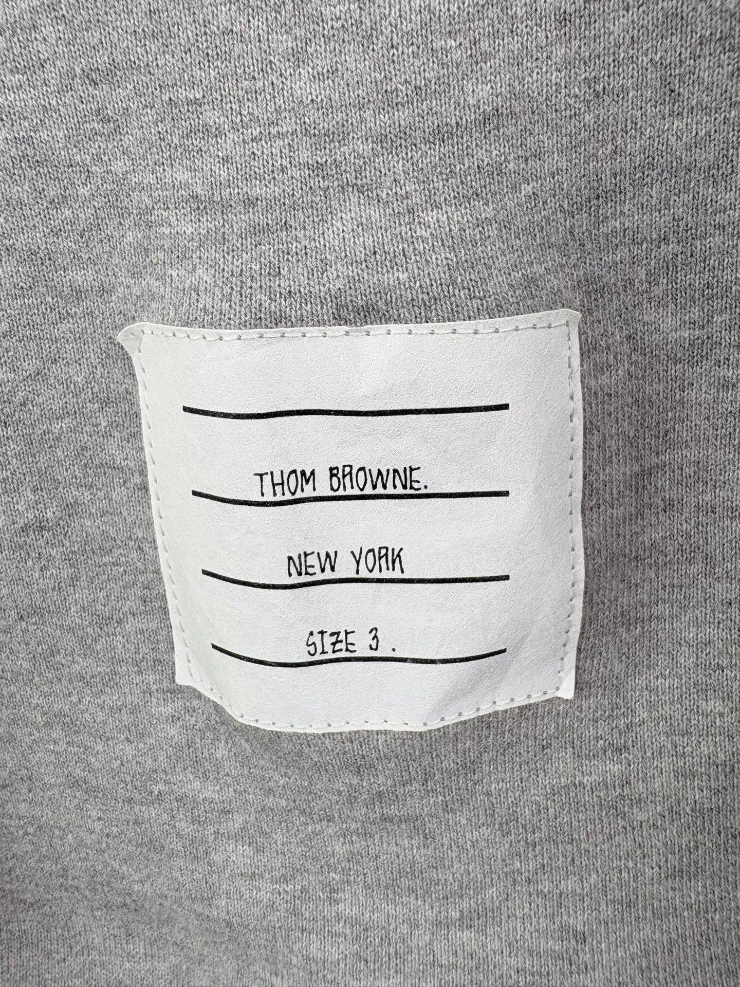 Thom Browne THOM BROWNE Back Stripe Long Sleeve Sweatshirt Size US L / EU 52-54 / 3 - 3 Thumbnail