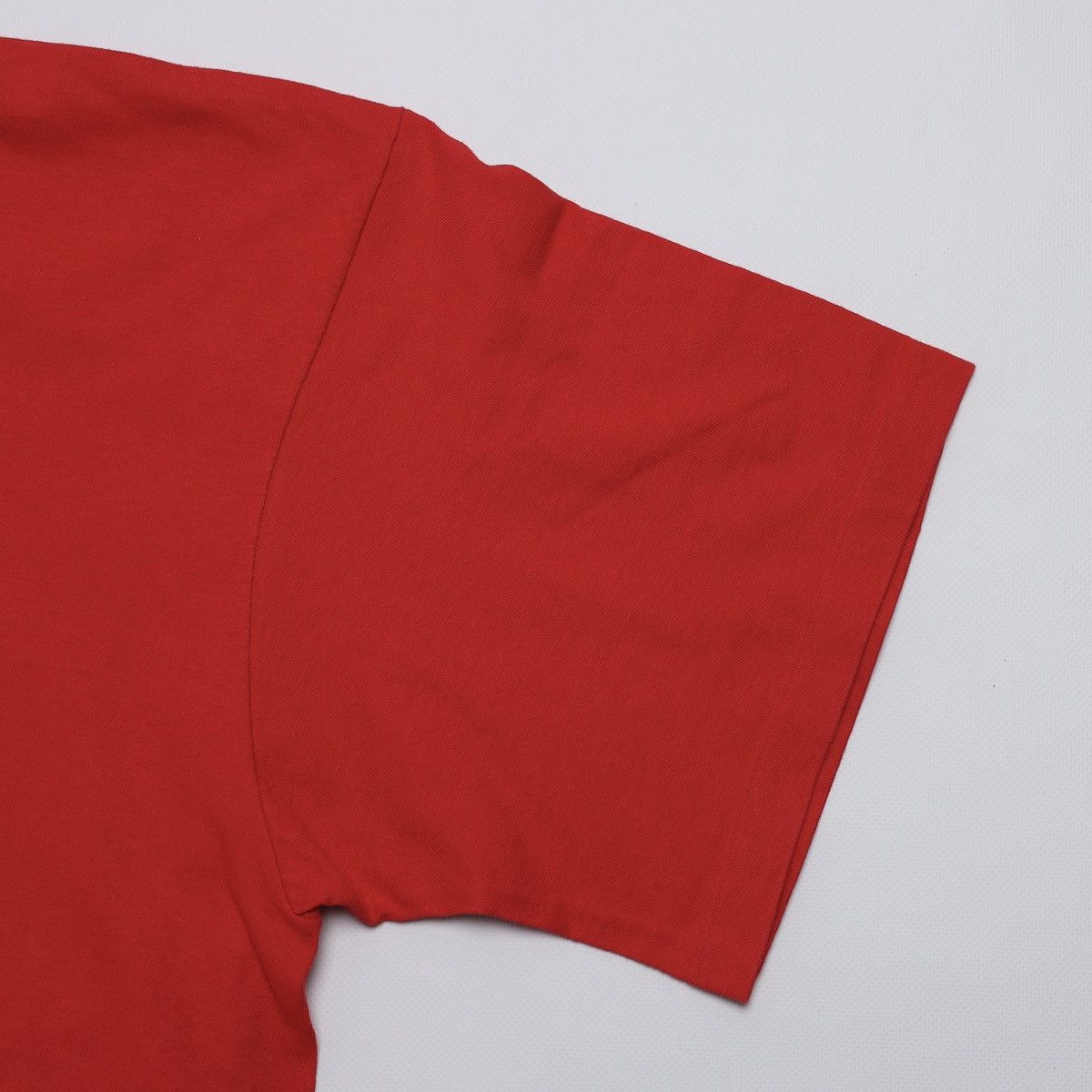 Nike Vintage 90s Nike Jordan Red Tee Size US XL / EU 56 / 4 - 5 Thumbnail