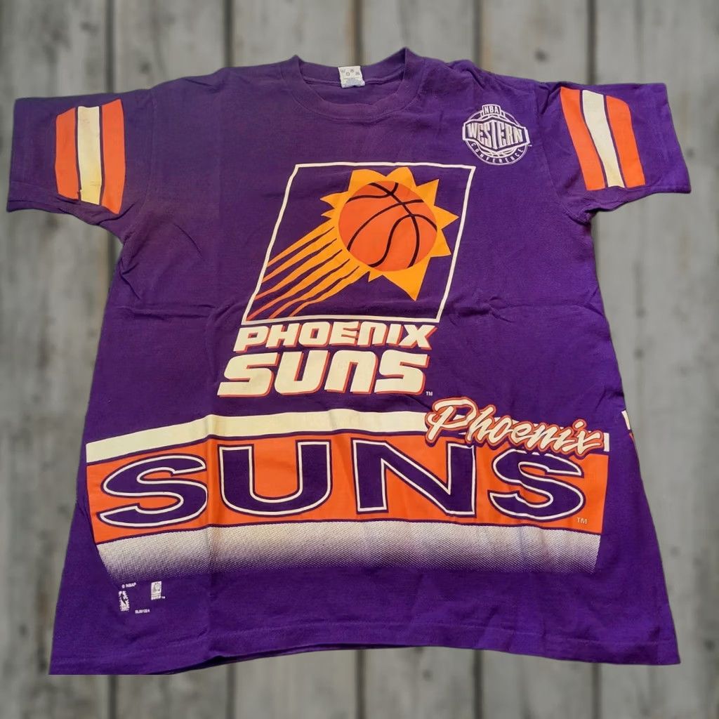 Vintage VINTAGE 90s Phoenix Suns Salem Sportswear Graphic T Shirt Large Mens Purple L Size US L / EU 52-54 / 3 - 1 Thumbnail