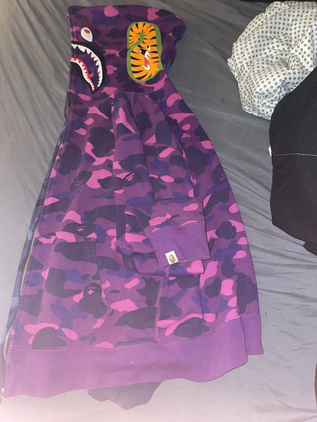 Bape 2 Tone split Bape hoodie Size US XXL / EU 58 / 5 - 1 Thumbnail