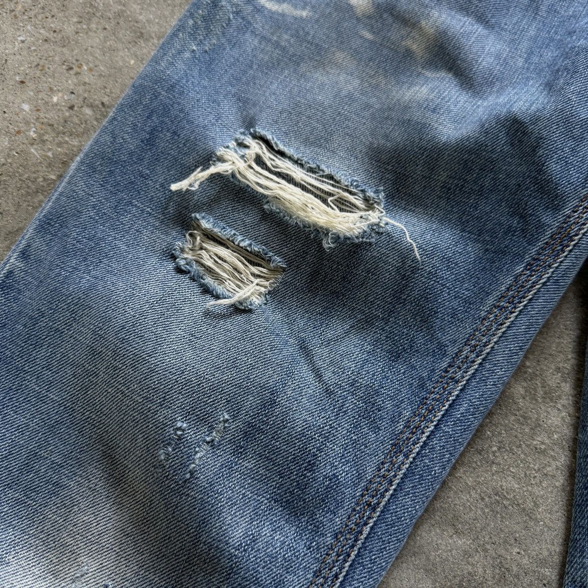 Dolce & Gabbana Dolce & Gabbana Vintage Distressed Crash Denim Size US 34 / EU 50 - 6 Thumbnail