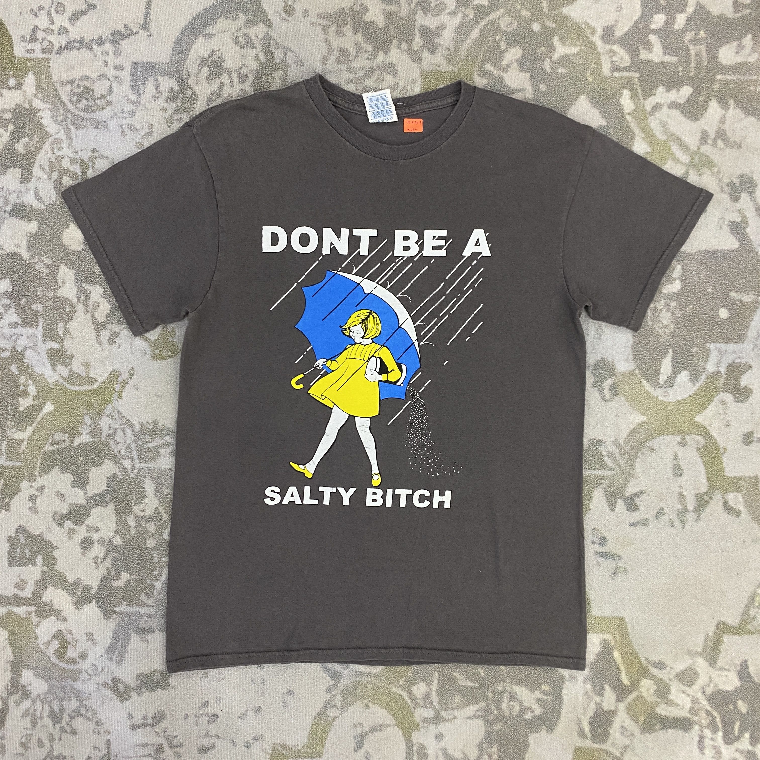Delta Vintage Women's Don’t be a Salty Bitch Shirt - K034 Size S / US 4 / IT 40 - 1 Thumbnail
