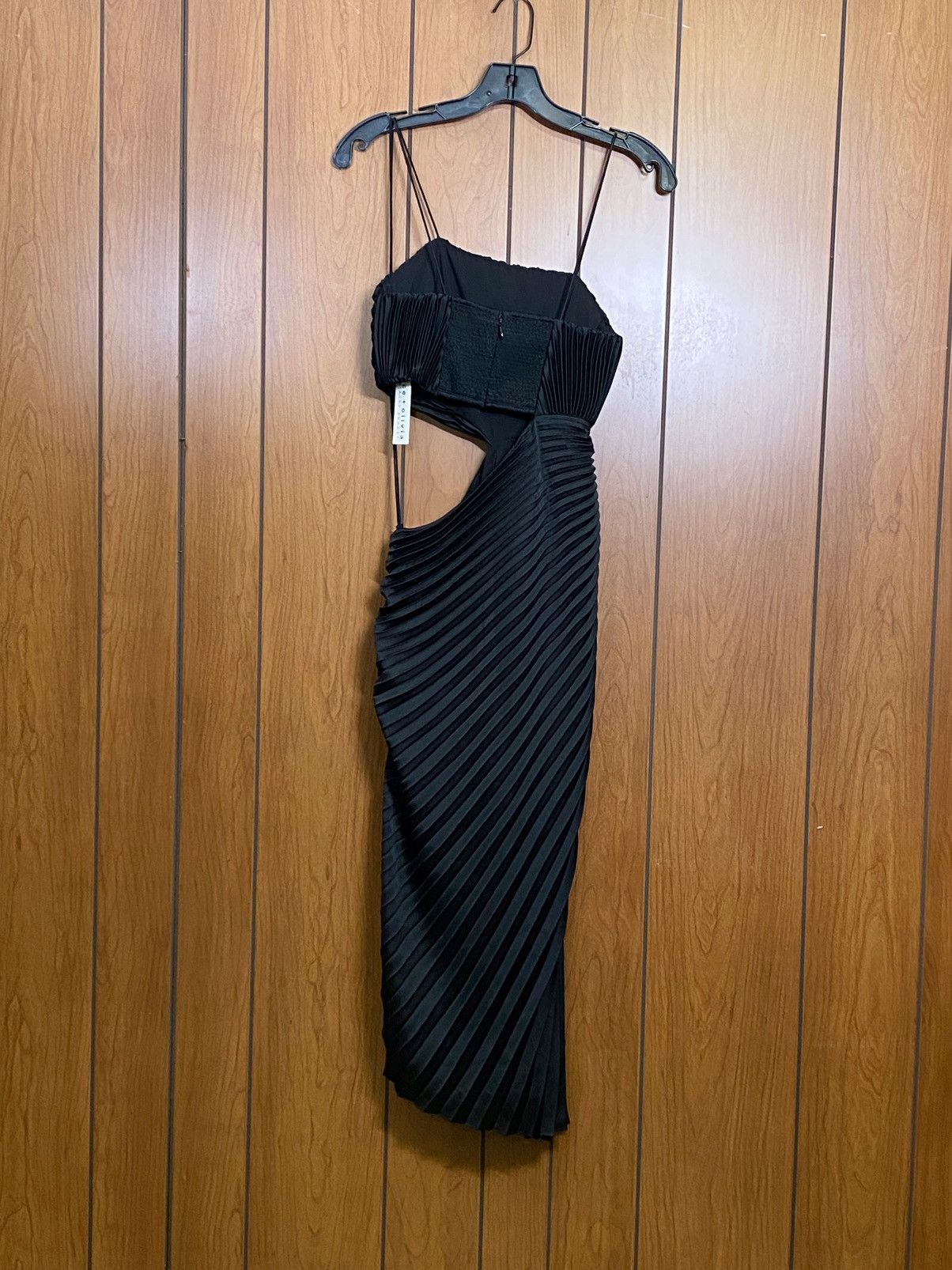 Alice + Olivia Alice + Olivia Pleated Cut-Out Midi-Dress size 0 Size XS / US 0-2 / IT 36-38 - 10 Thumbnail