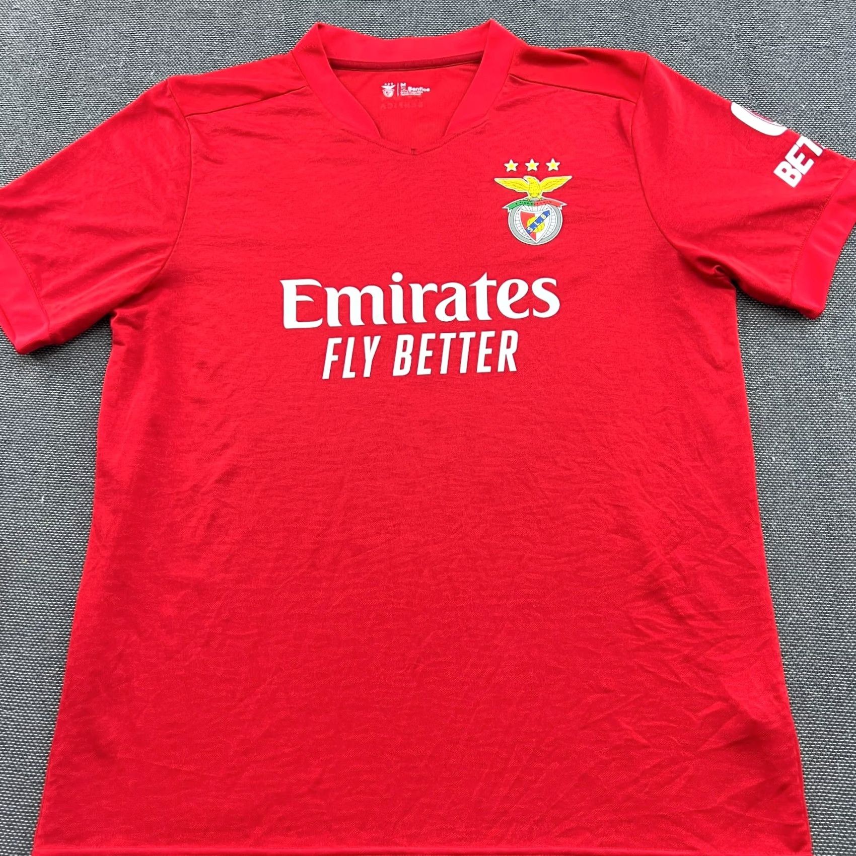 Vintage Benfica Jersey Mens Medium Red Football 2021 2022 Home Lucas Verissimo Da Silva Short Sleeve T-Shirt Moisture Wicking Quick Dry Sports Football Size US M / EU 48-50 / 2 - 3 Thumbnail