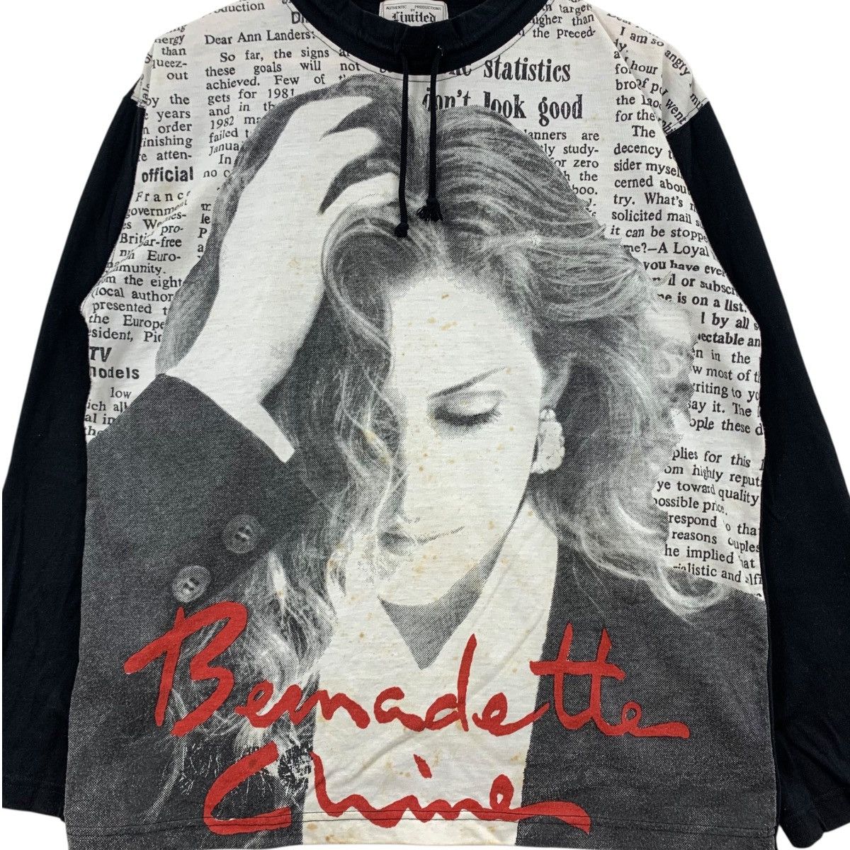 Vintage BERNADETTE CHIME Potrait Wording Newspaper Magazine Tshirt Size US L / EU 52-54 / 3 - 3 Thumbnail