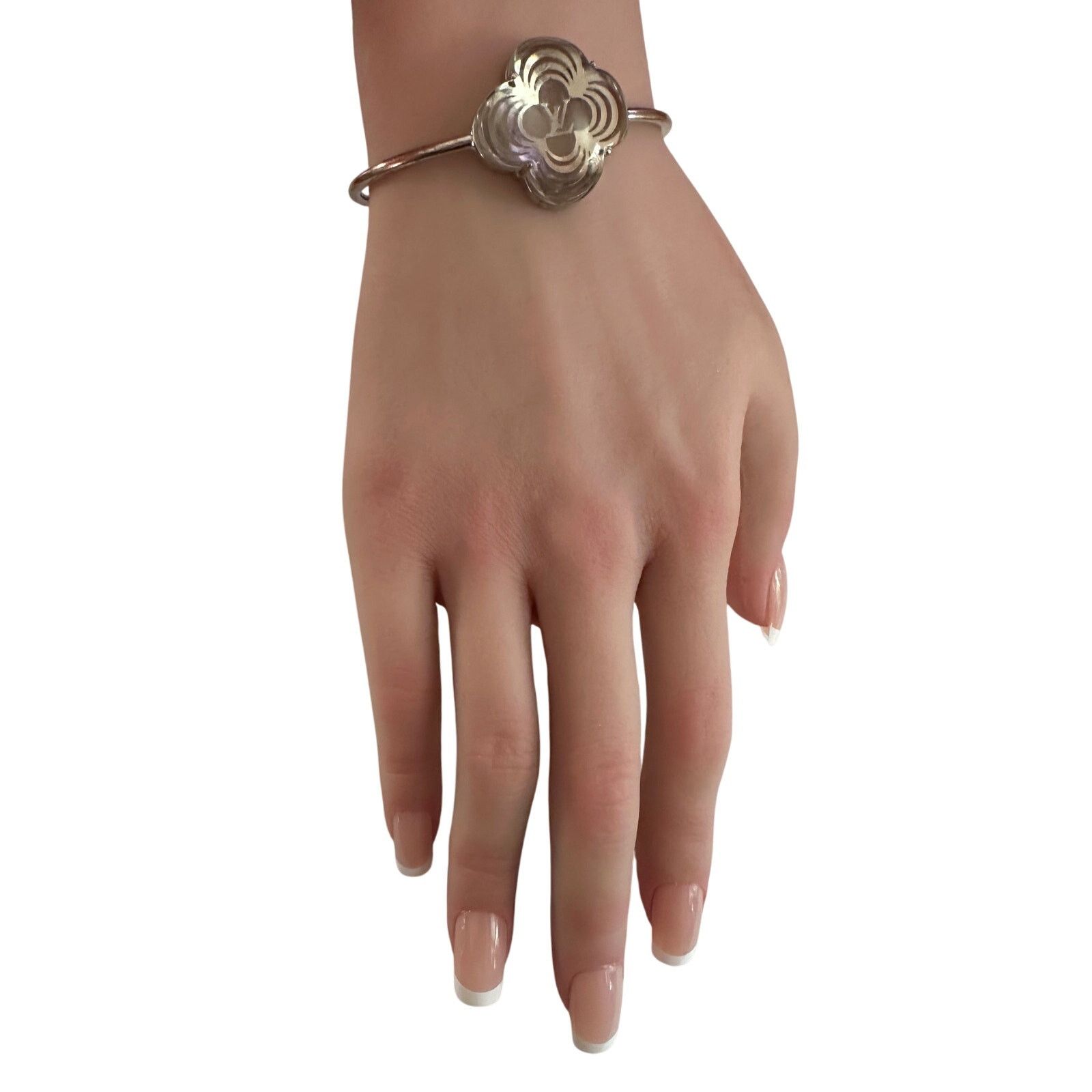 Louis Vuitton Louis Vuitton AlaFiorie Silver Bangle Bracelet Size ONE SIZE - 17 Thumbnail