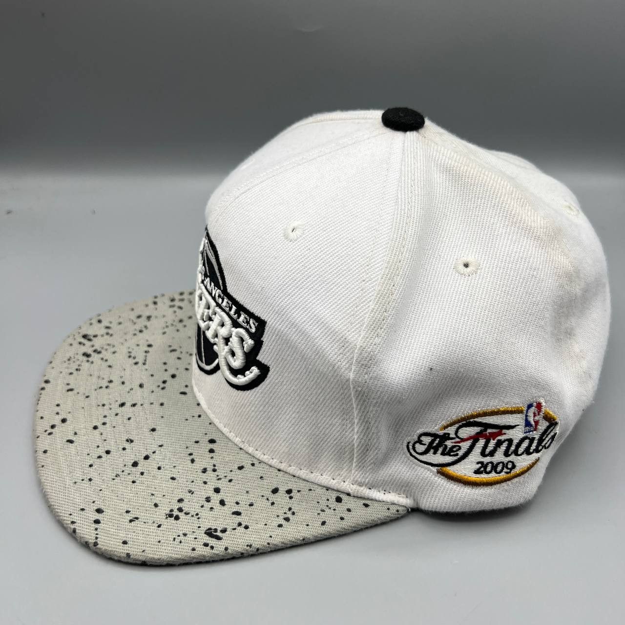 Mitchell & Ness Los Angeles Lakers Hat Men NBA Mitchell & Ness Snap Back Cap Size ONE SIZE - 3 Thumbnail