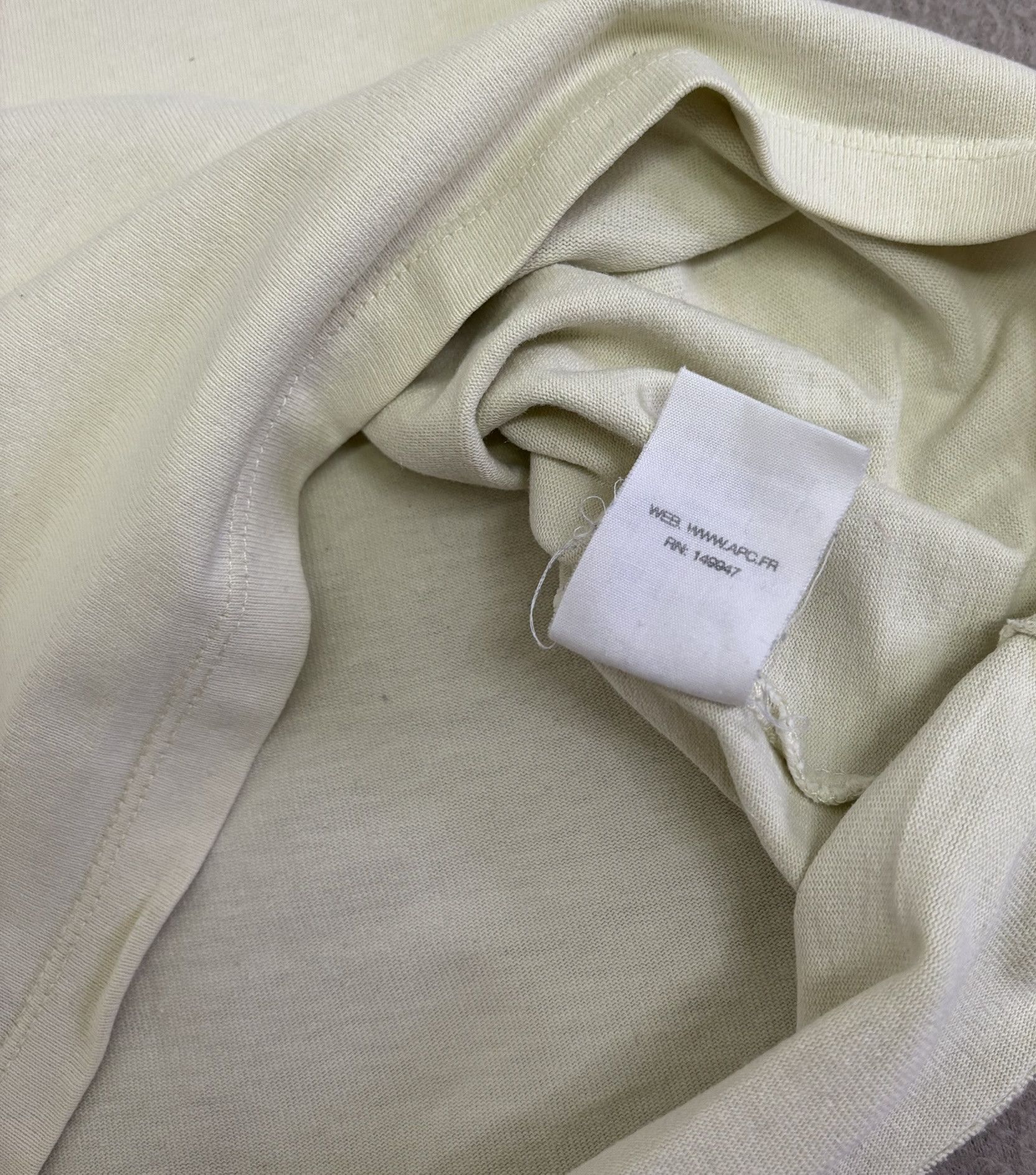 A.P.C. A.P.C Rue Madame Paris T-shirt Small Size US S / EU 44-46 / 1 - 13 Thumbnail