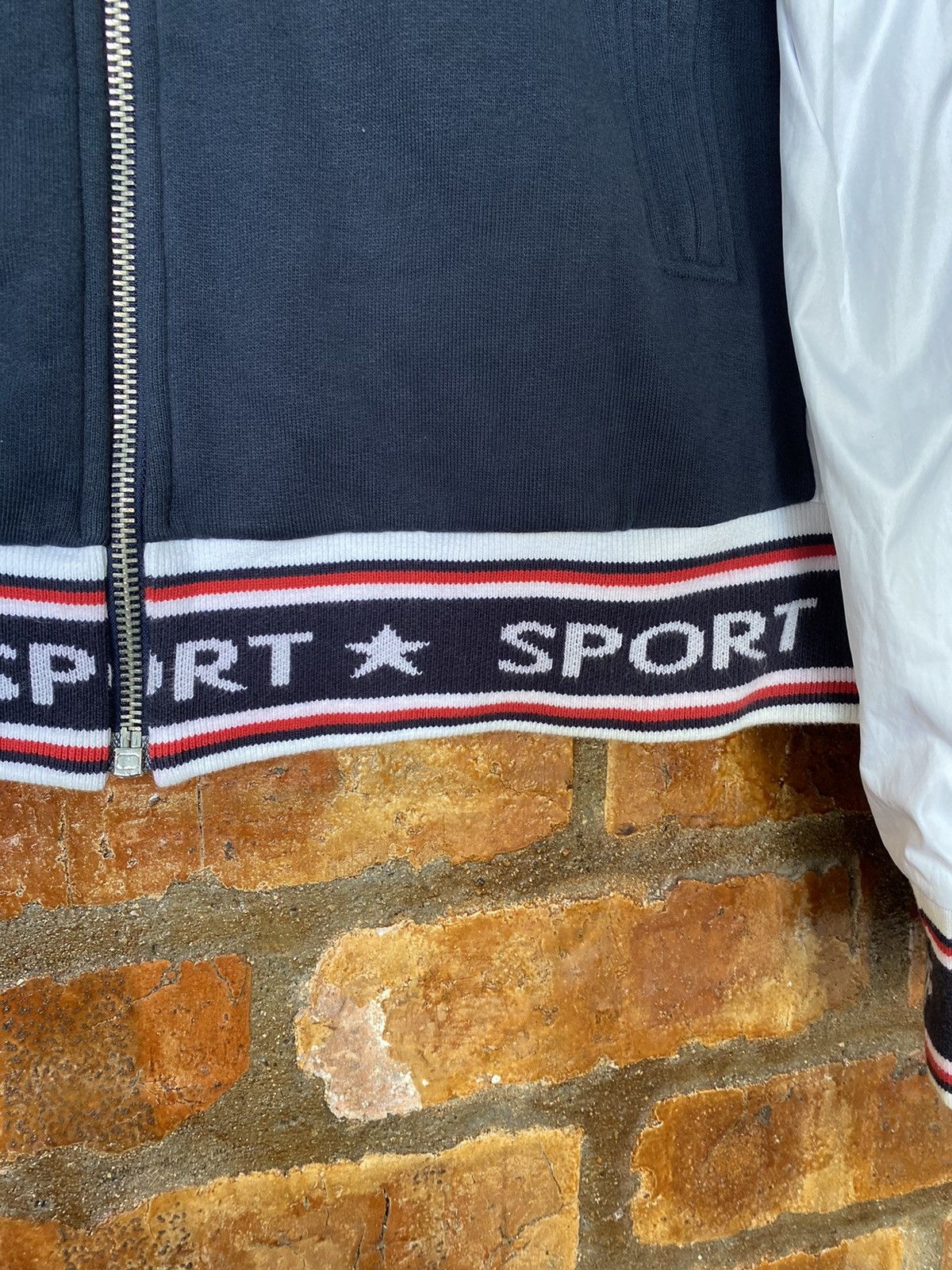 Dolce & Gabbana Vtg DG sport Hem detailing Size US M / EU 48-50 / 2 - 8 Thumbnail