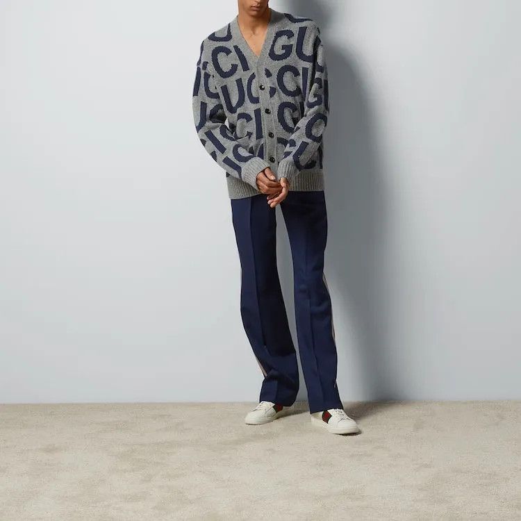 Gucci o1s1wg110225 Wool Cardigan With Gucci Intarsia Gray & Blue Size US XL / EU 56 / 4 - 5 Thumbnail