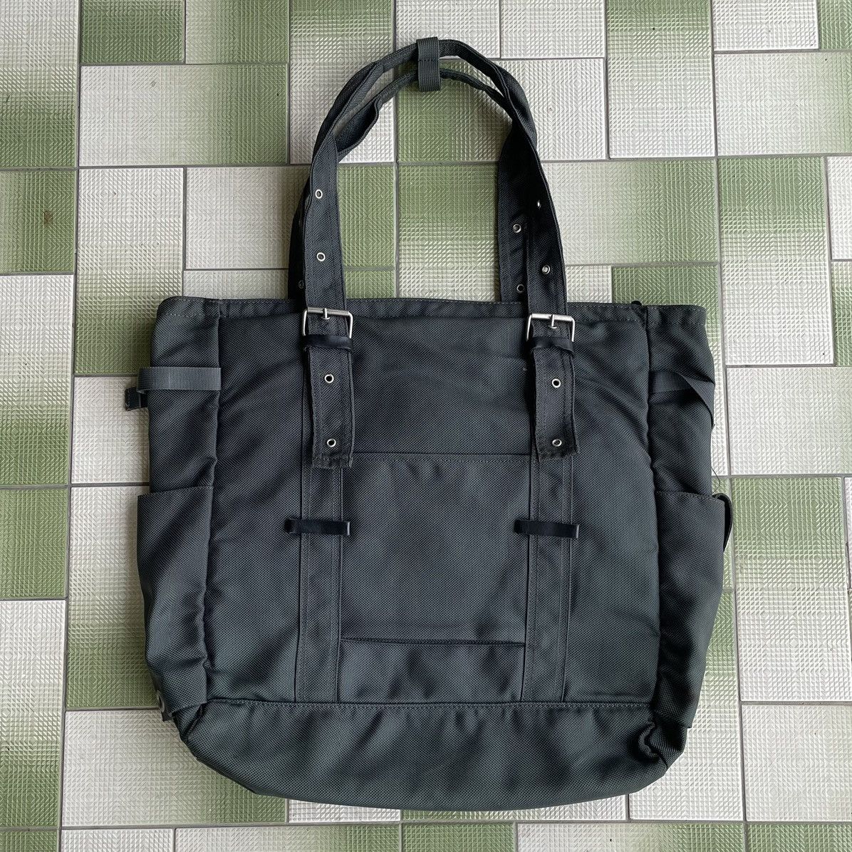 Coleman ❗️ RARE COLEMAN MULTI-POCKET OVERSIZED TOTE BAG Size ONE SIZE - 13 Thumbnail