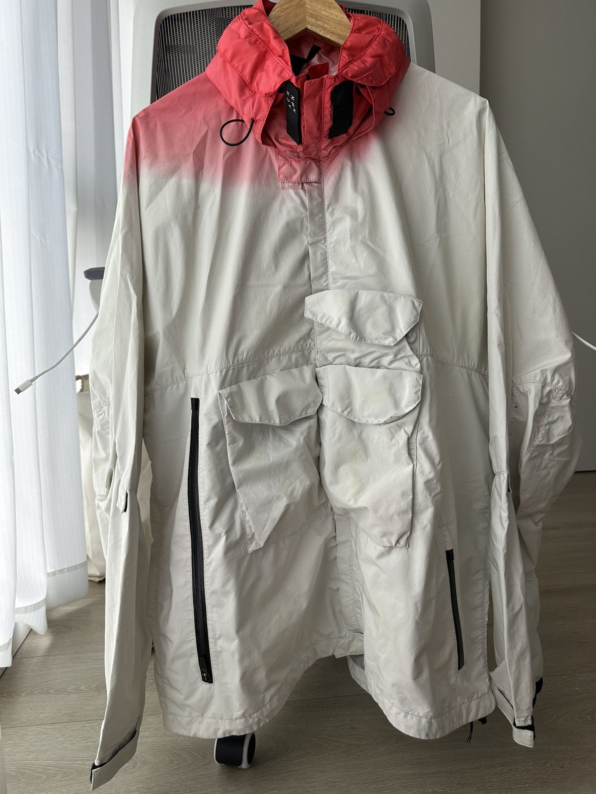Acronym × Nemen Acronym J28-K white red Size US XXL / EU 58 / 5 - 1 Thumbnail