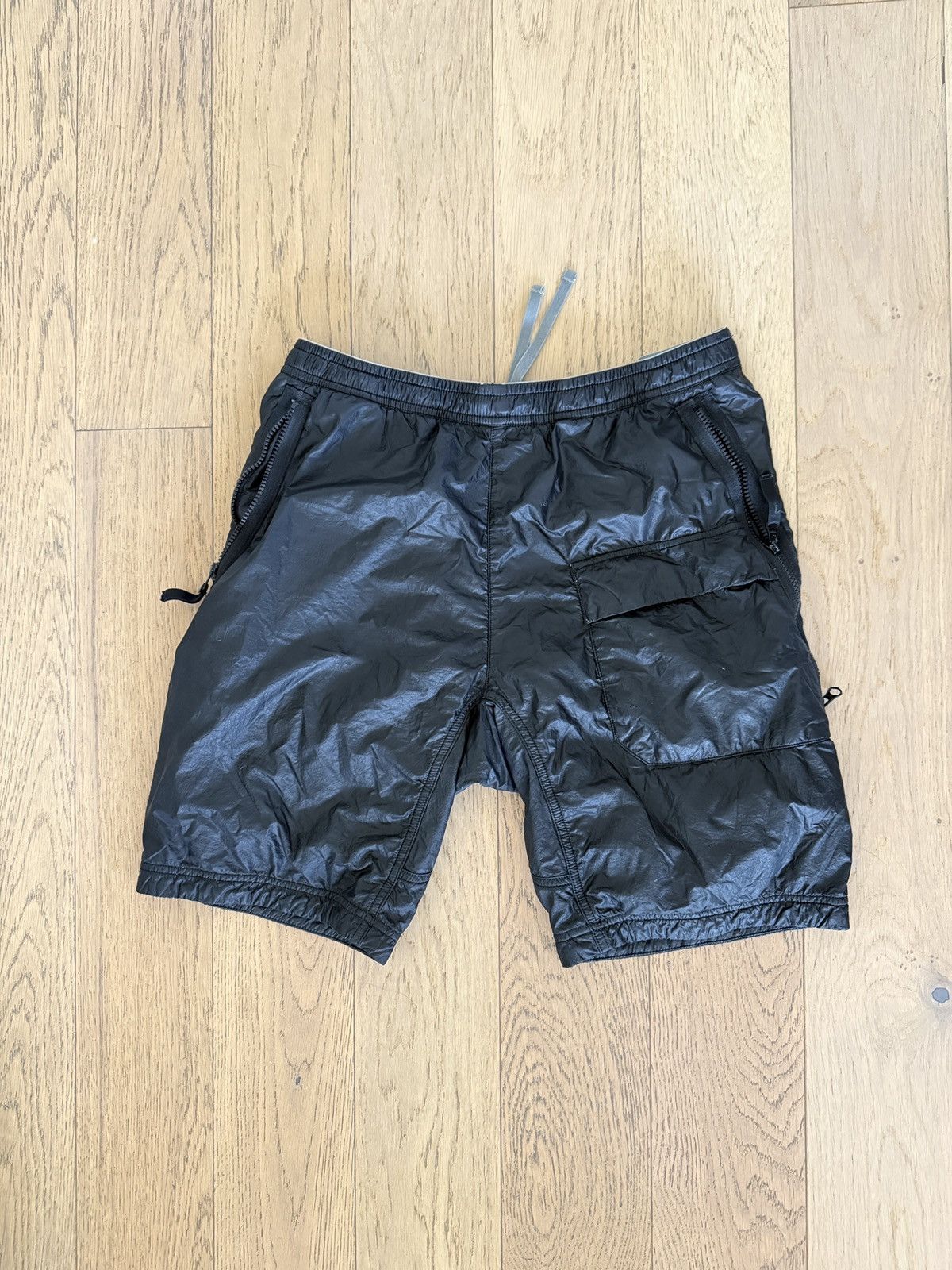 Stone Island Stone Island Shorts Size US 32 / EU 48 - 1 Thumbnail