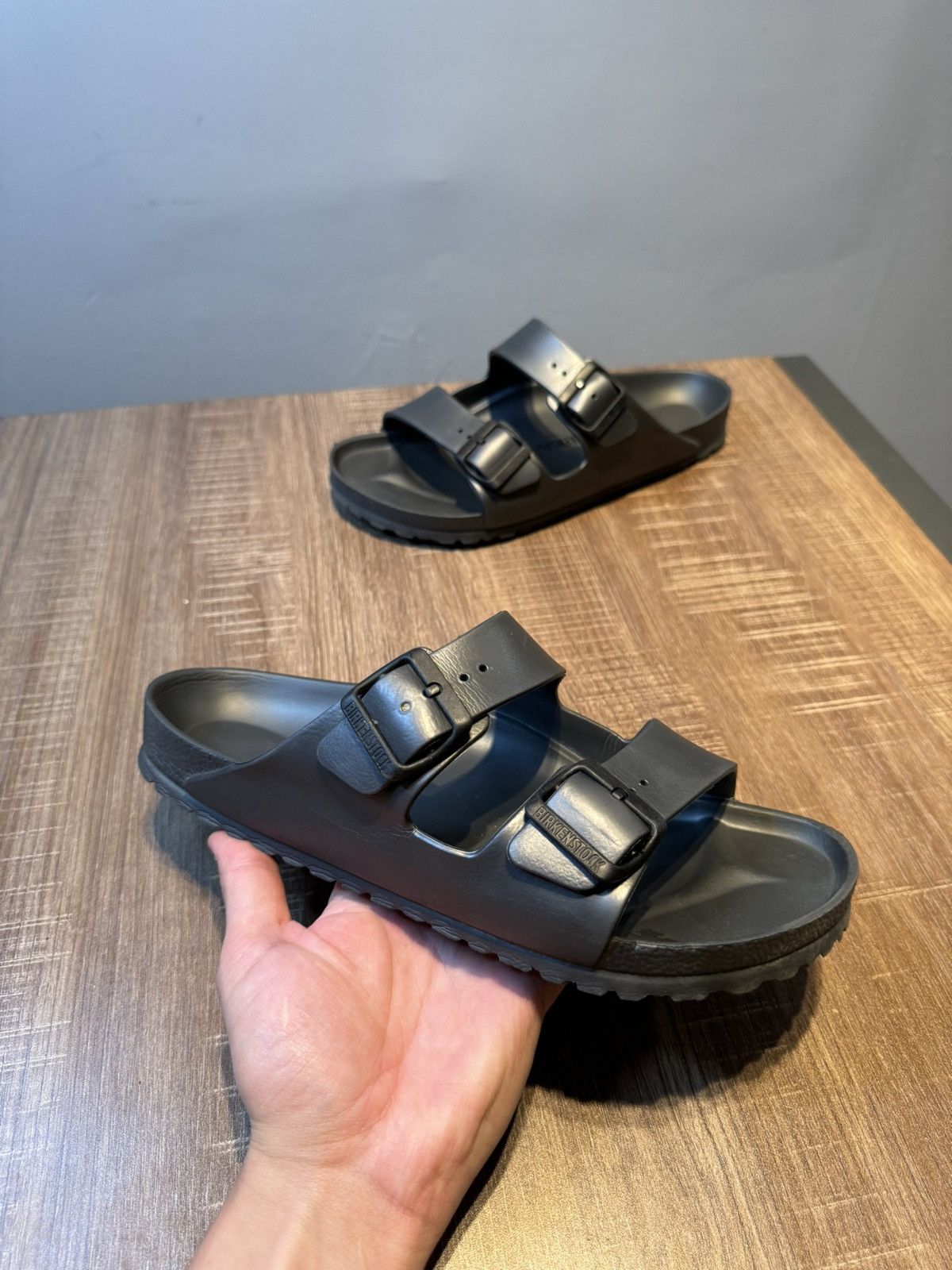 Birkenstock Birkenstock Arizona EVA Anthracite Regular Size 41 L10 M8 Size US 8 / IT 38 - 1 Thumbnail