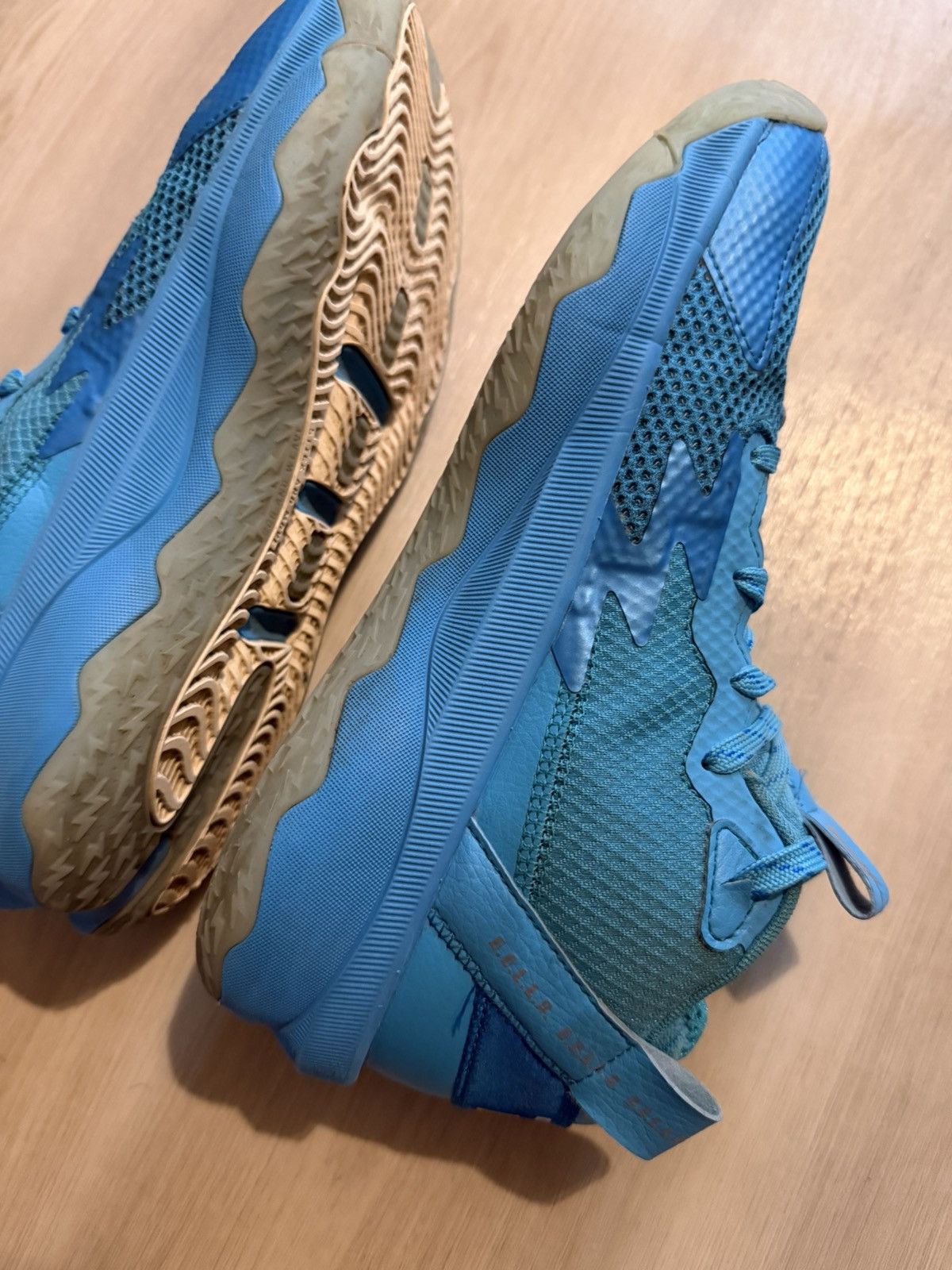 Adidas Adidas Dame 8 Young Dolla Blue Silver Damian Lillard Sz 6 Size US 6 / EU 39 - 6 Thumbnail