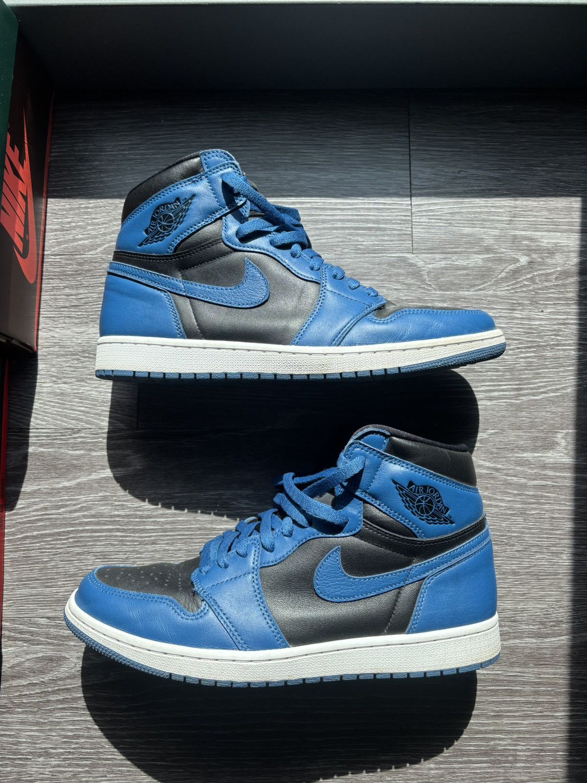 Nike Jordan 1 Retro High OG (Dark Marina Blue) Size US 11.5 / EU 44-45 - 1 Thumbnail