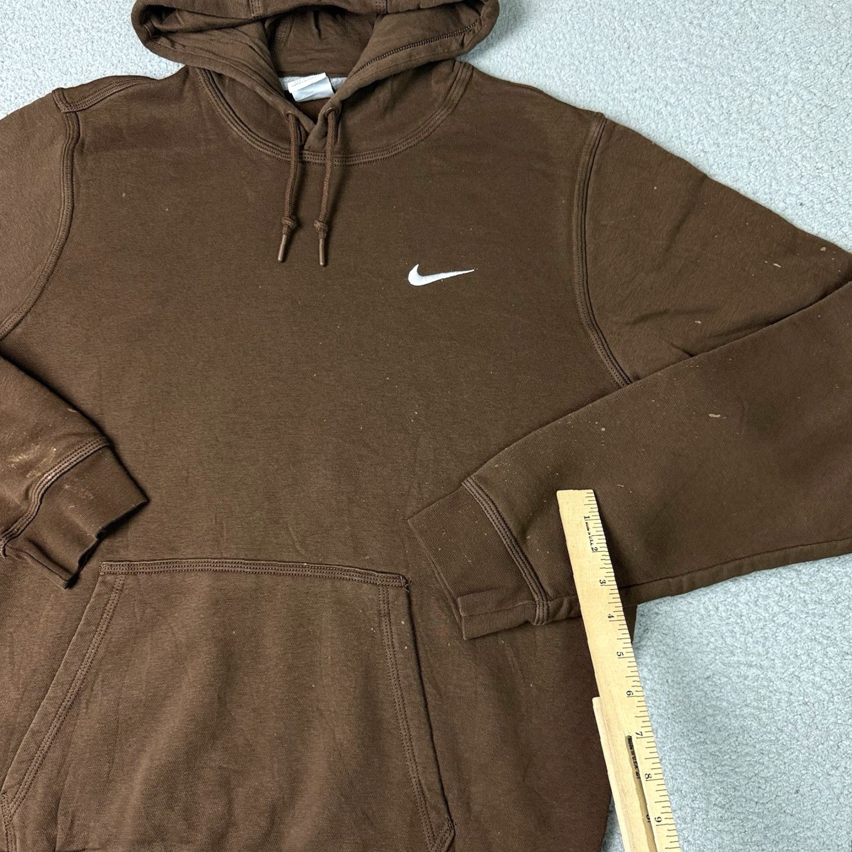 Nike VINTAGE Nike Sweatshirt Mens Large Brown Sportswear Hoodie Pullover Swoosh Distressed L Size US L / EU 52-54 / 3 - 7 Thumbnail