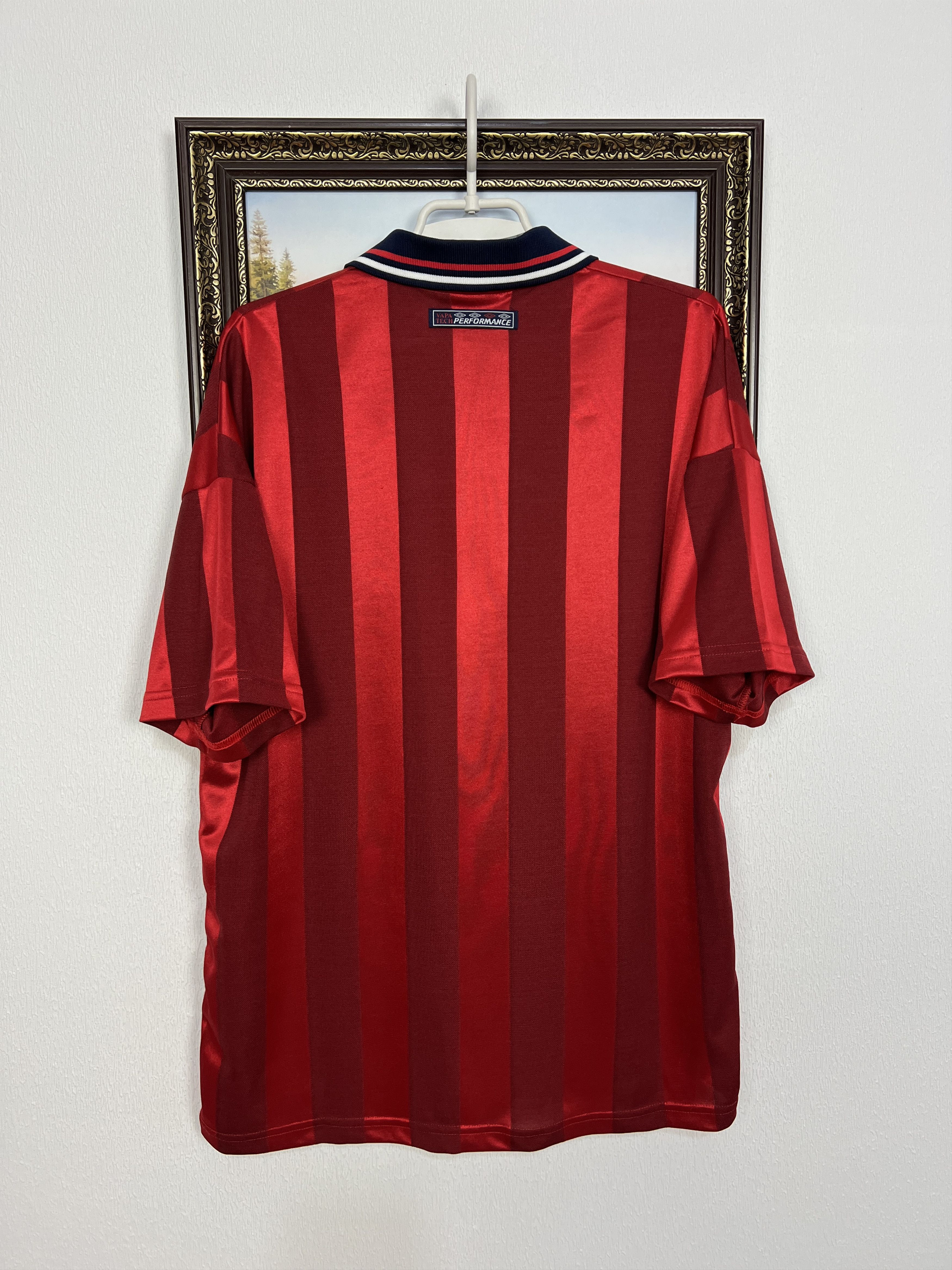 Umbro England Away football shirt 1997 Soccer Umbro Jersey Trikot Size US L / EU 52-54 / 3 - 9 Thumbnail