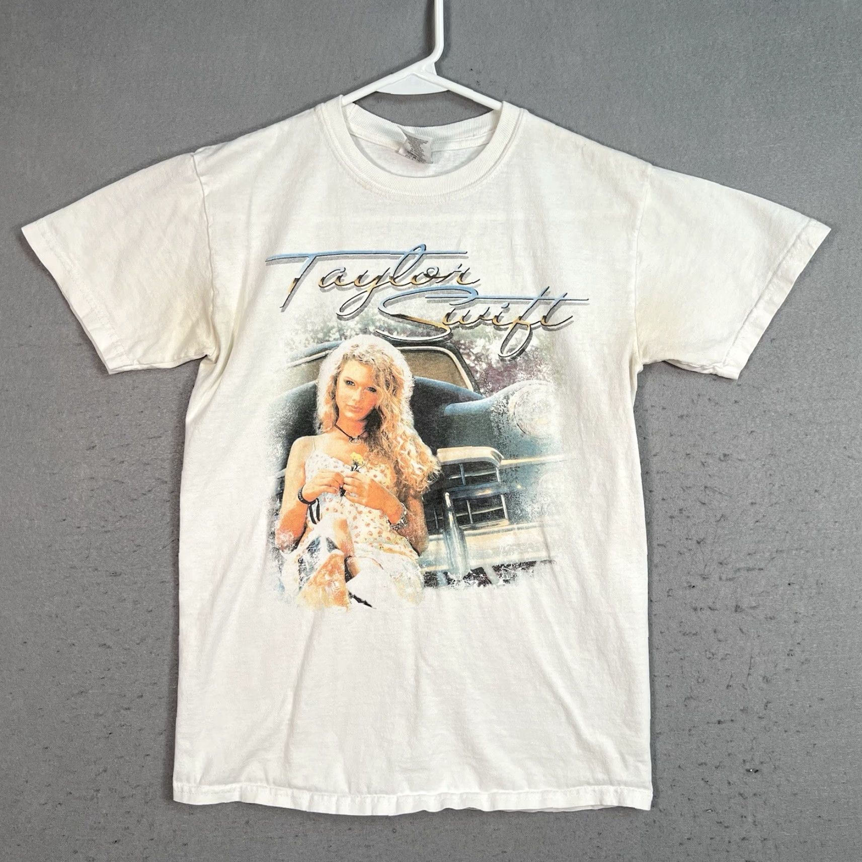 Jerzees VINTAGE RARE! T Swift Tim McGraw Album T Shirt Adult Small White Mens Shirt 2000s | Cotton Graphic Tee Size US S / EU 44-46 / 1 - 2 Thumbnail