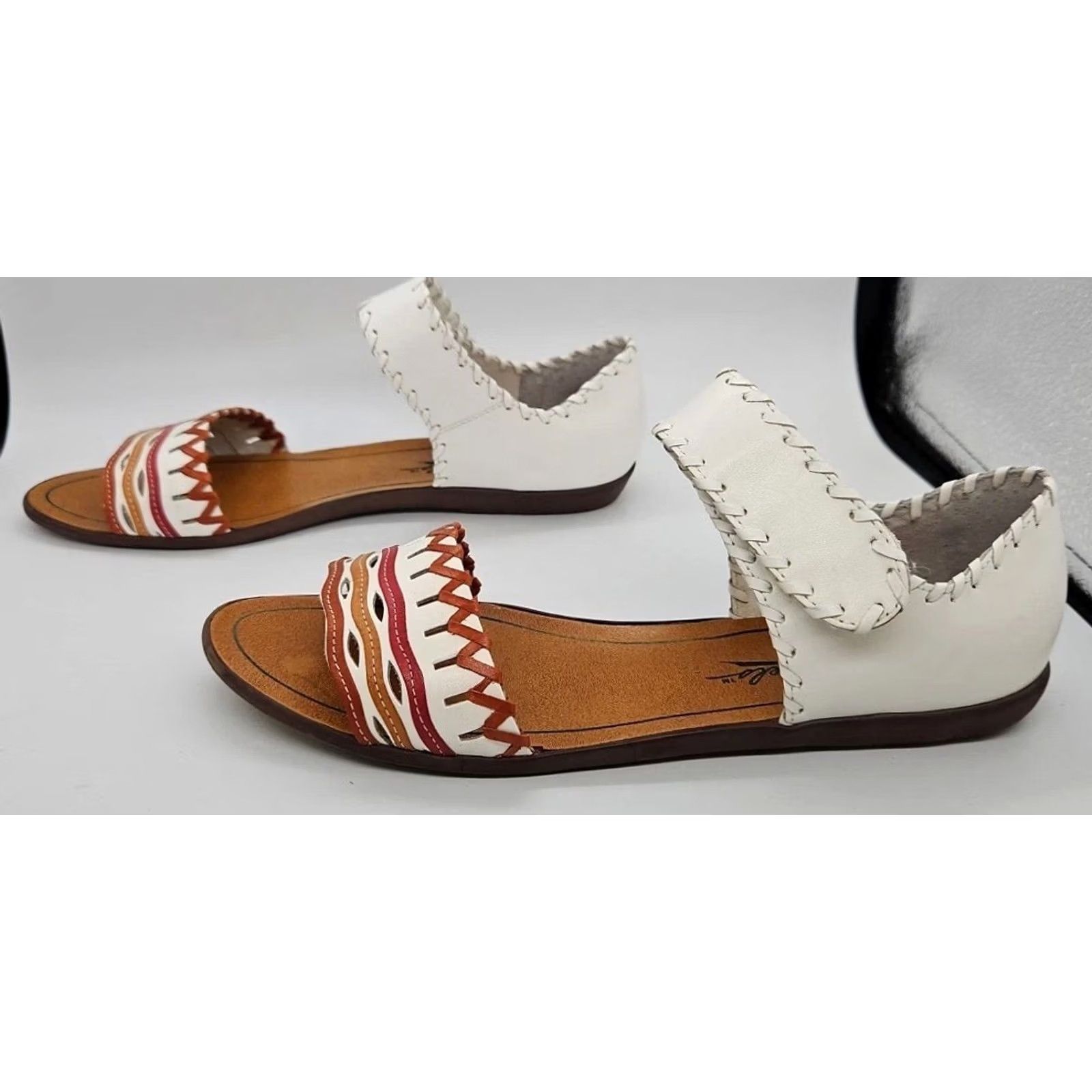 Vintage VINTAGE Pinwheel Sandals Womens Slip On Leather Boho Whipstitched Flat 6.5 B White Cream Brazil Womens Size US 7 / IT 37 - 5 Thumbnail
