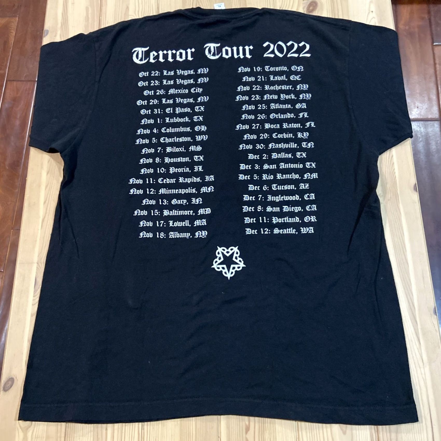 Vintage VINTAGE BLACK VEIL BRIDES 2022 Terror Tour black t shirt XL Men Shirt XL Black reversible 90s? Size US XL / EU 56 / 4 - 6 Thumbnail