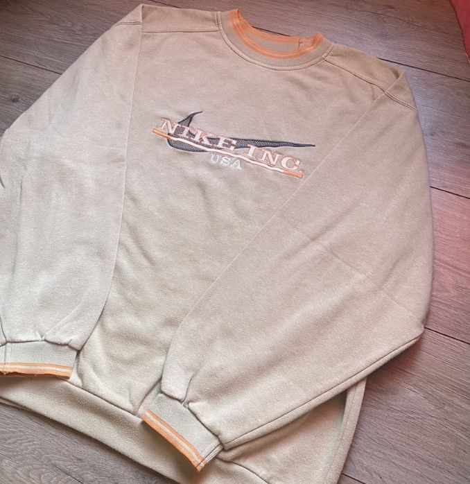 Nike Nike Trashed Big Logo Y2K Sweatshirt 90s Vintage Size US L / EU 52-54 / 3 - 2 Thumbnail