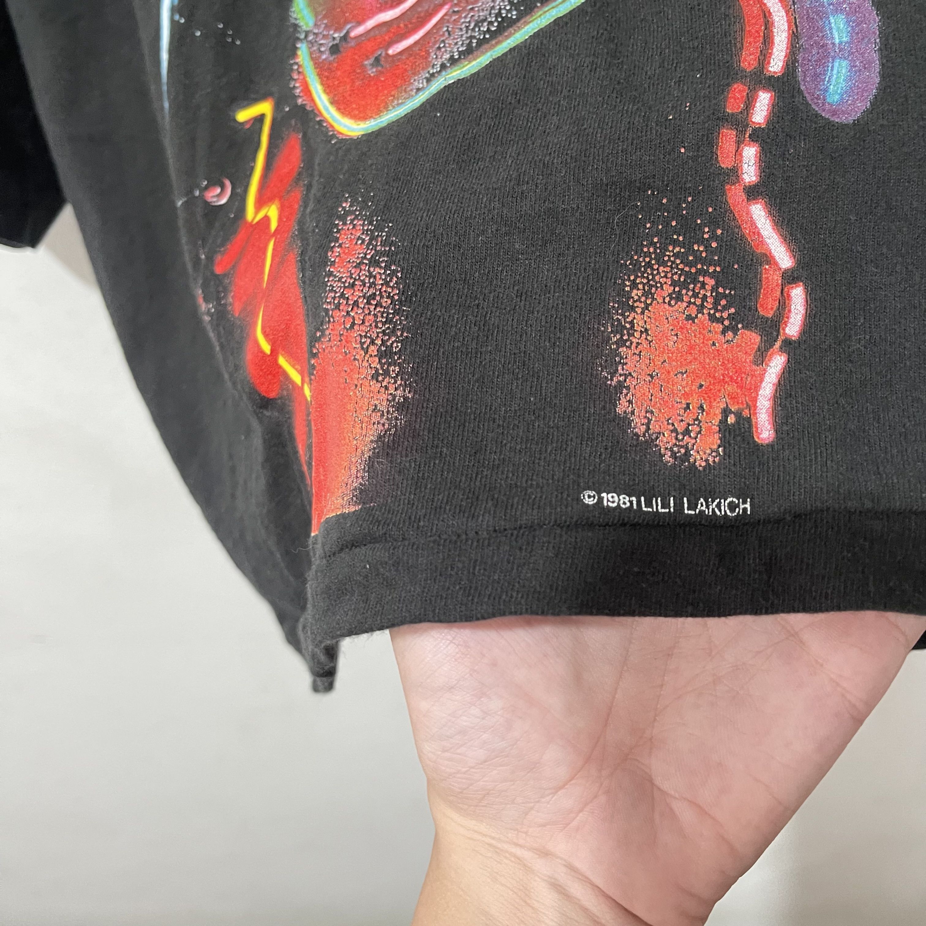 Vintage Vintage 90s MONA Museum of Neon Art Crop Tops Size XL / US 12-14 / IT 48-50 - 2 Thumbnail
