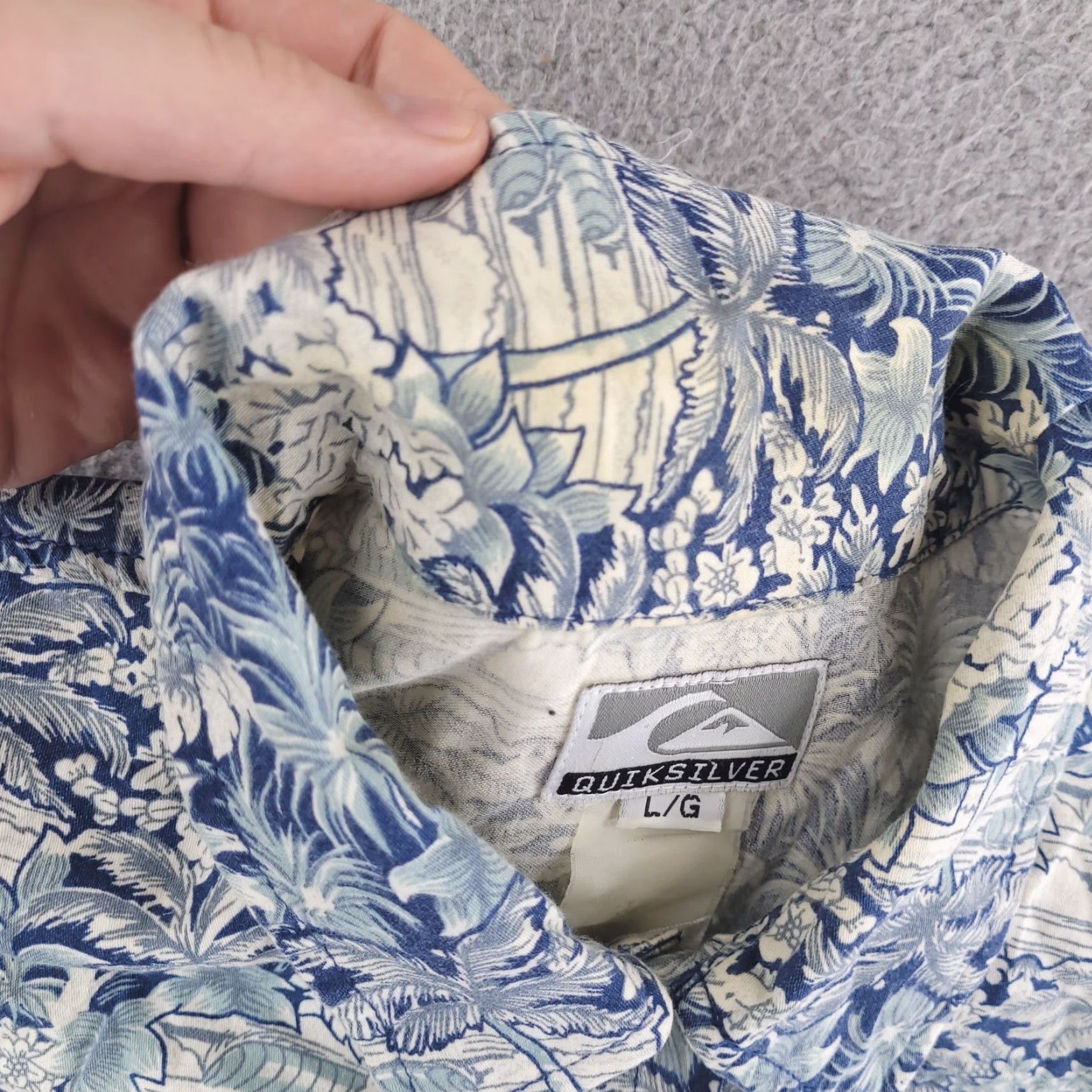 Quiksilver VINTAGE Quiksilver Shirt Mens L Blue Hawaiian Floral Short Sleeve Button-Up Size US L / EU 52-54 / 3 - 4 Thumbnail