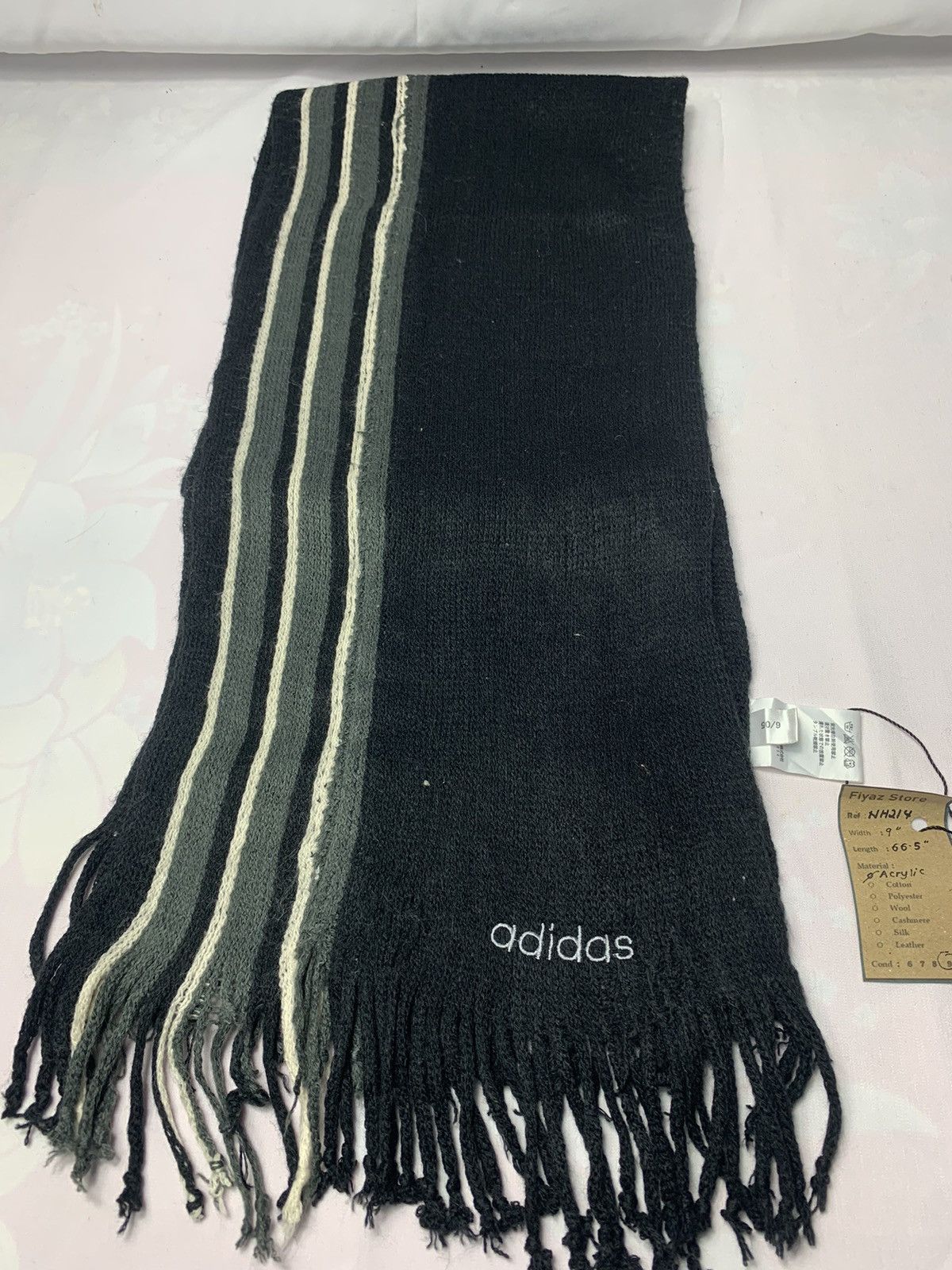 Adidas Adidas Scarf / Muffler / Neckwear Size ONE SIZE - 3 Thumbnail