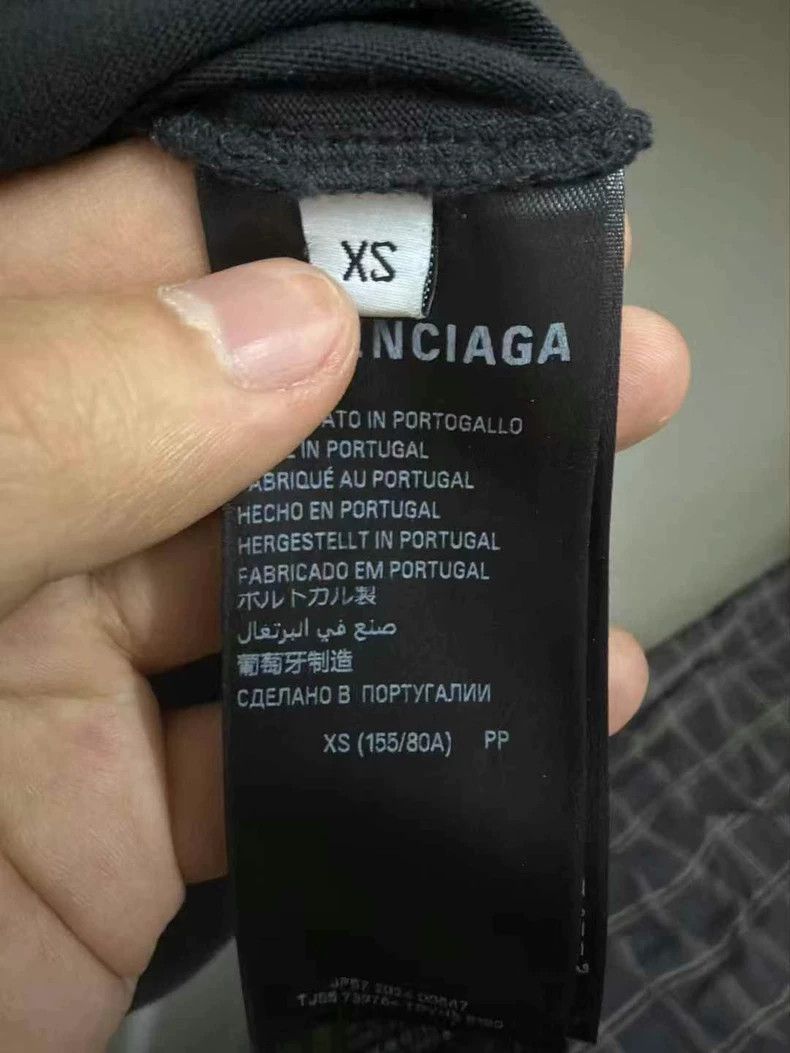 Balenciaga Balenciaga Black short sleeve with explosive crack Size US XS / EU 42 / 0 - 4 Thumbnail